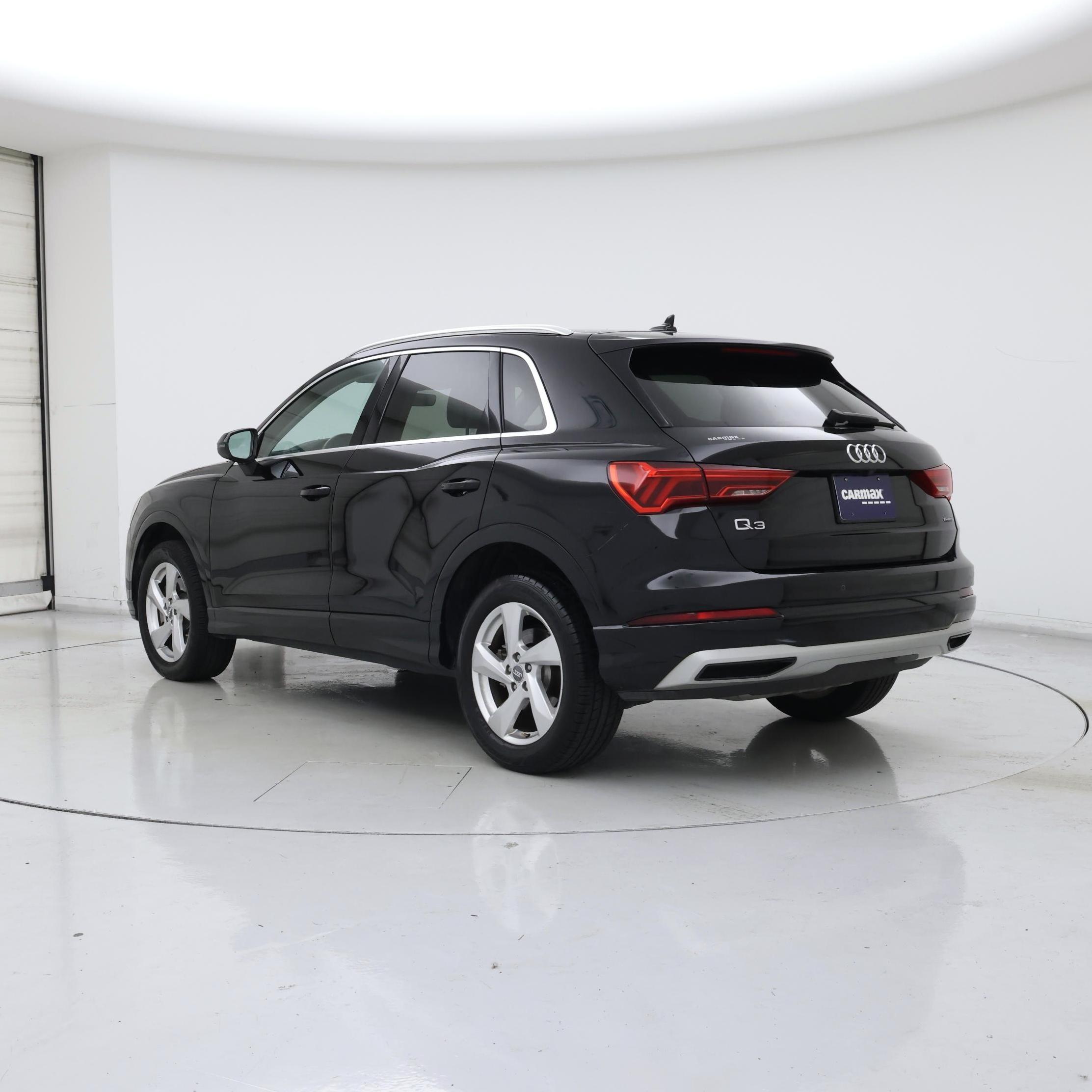 Thumbnail: 2020 Audi Q3 - 2