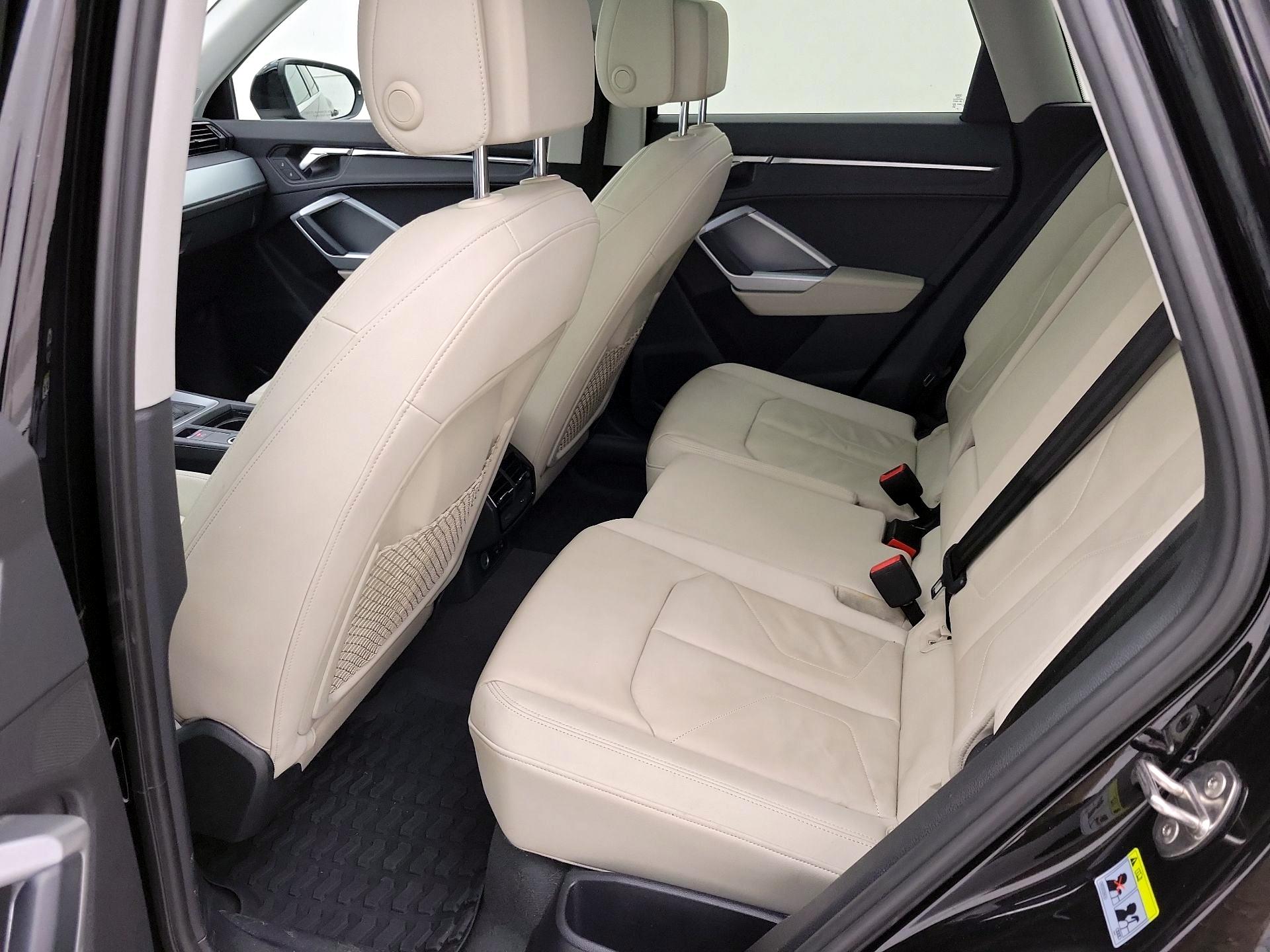 Thumbnail: 2020 Audi Q3 - 20