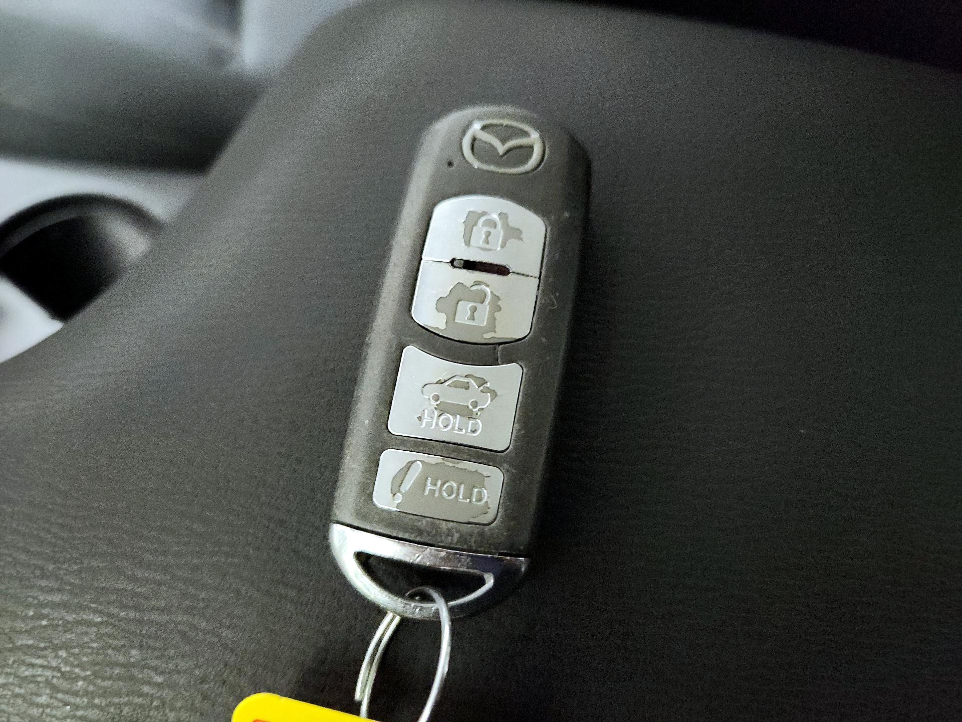Thumbnail: 2015 Mazda Mazda3 - 19
