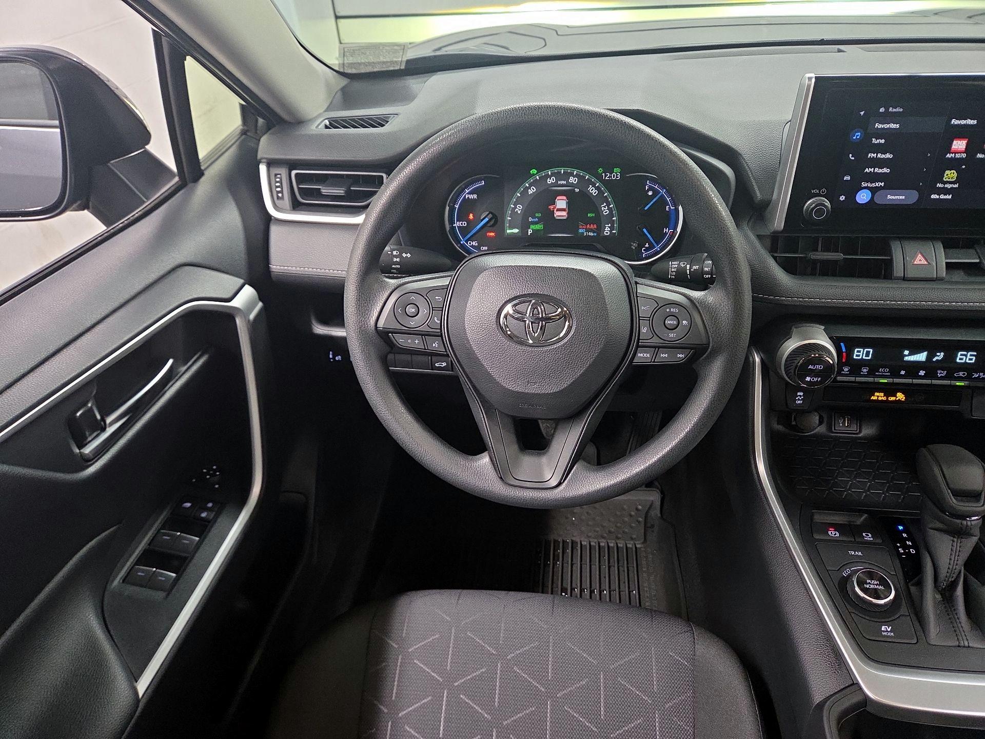 Thumbnail: 2025 Toyota RAV4 - 10