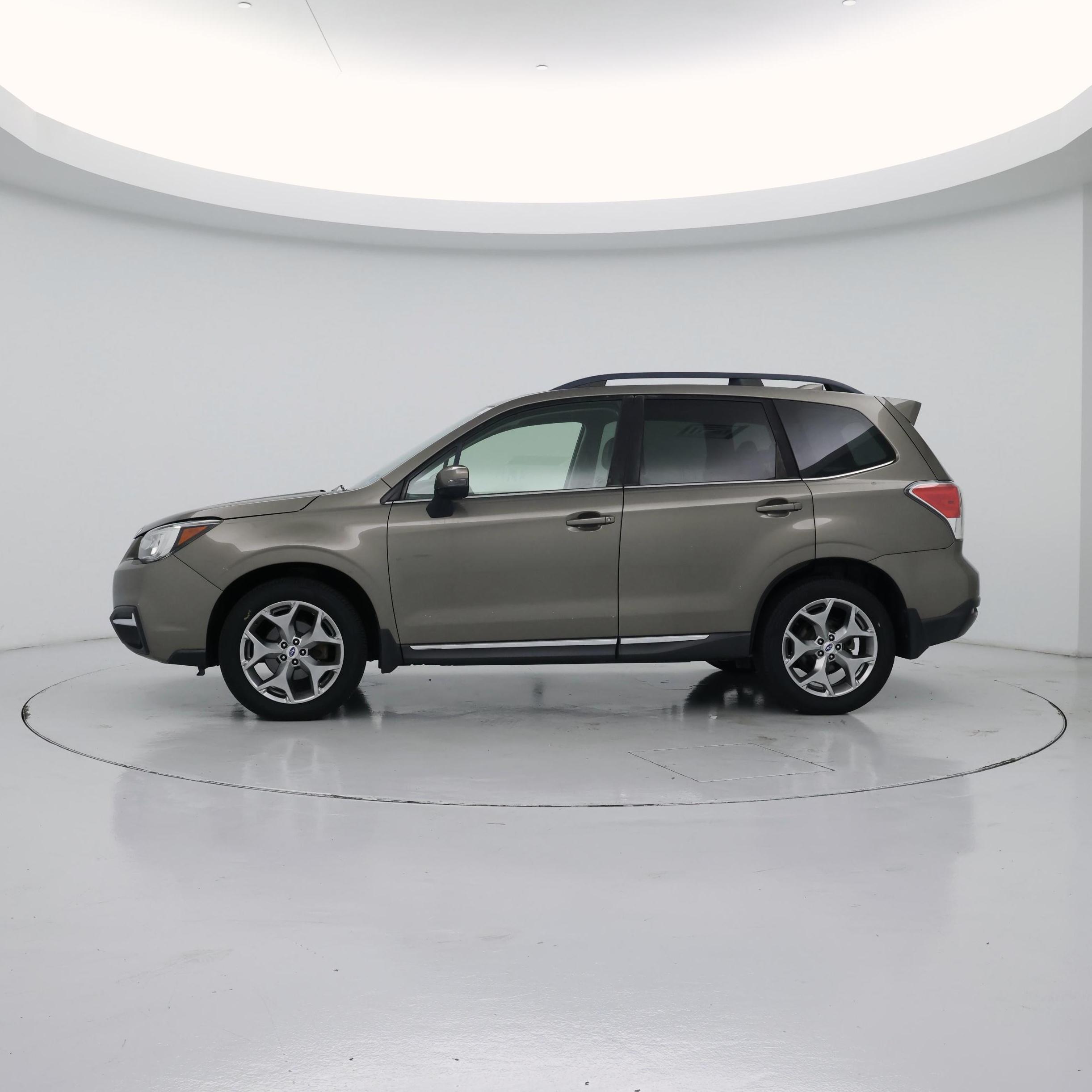 Thumbnail: 2017 Subaru Forester - 3