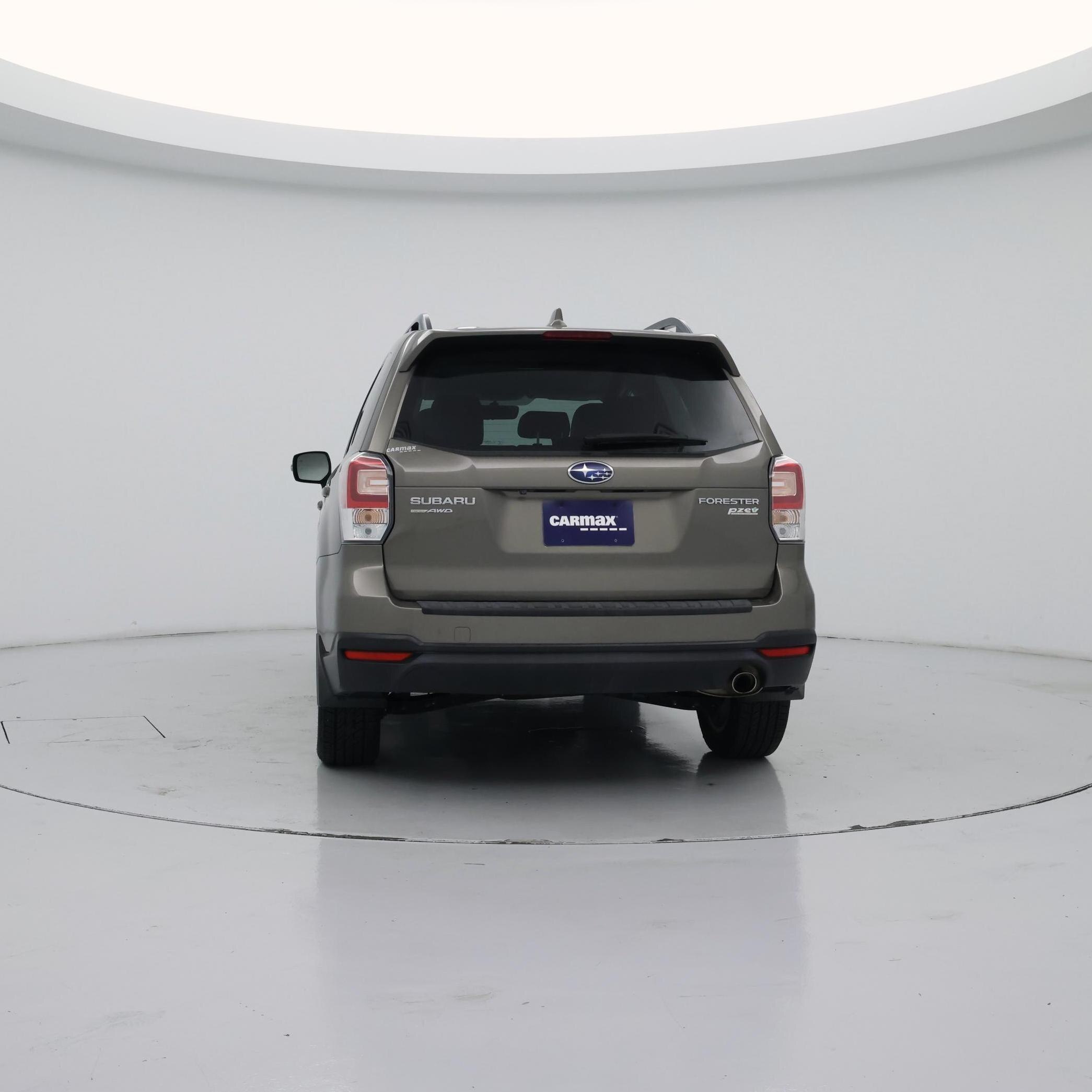 Thumbnail: 2017 Subaru Forester - 6
