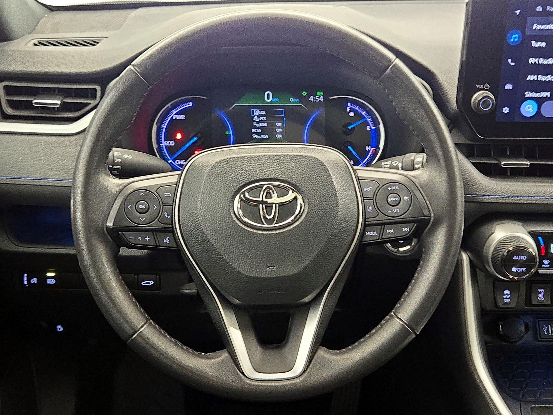 Thumbnail: 2024 Toyota RAV4 - 10