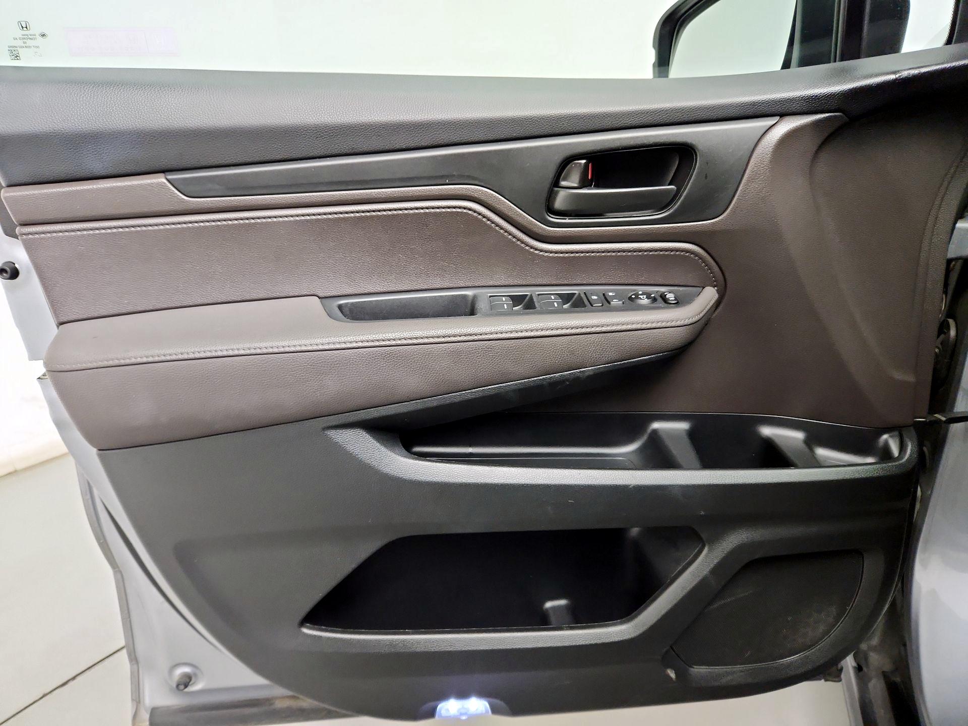 Thumbnail: 2020 Honda Odyssey - 12