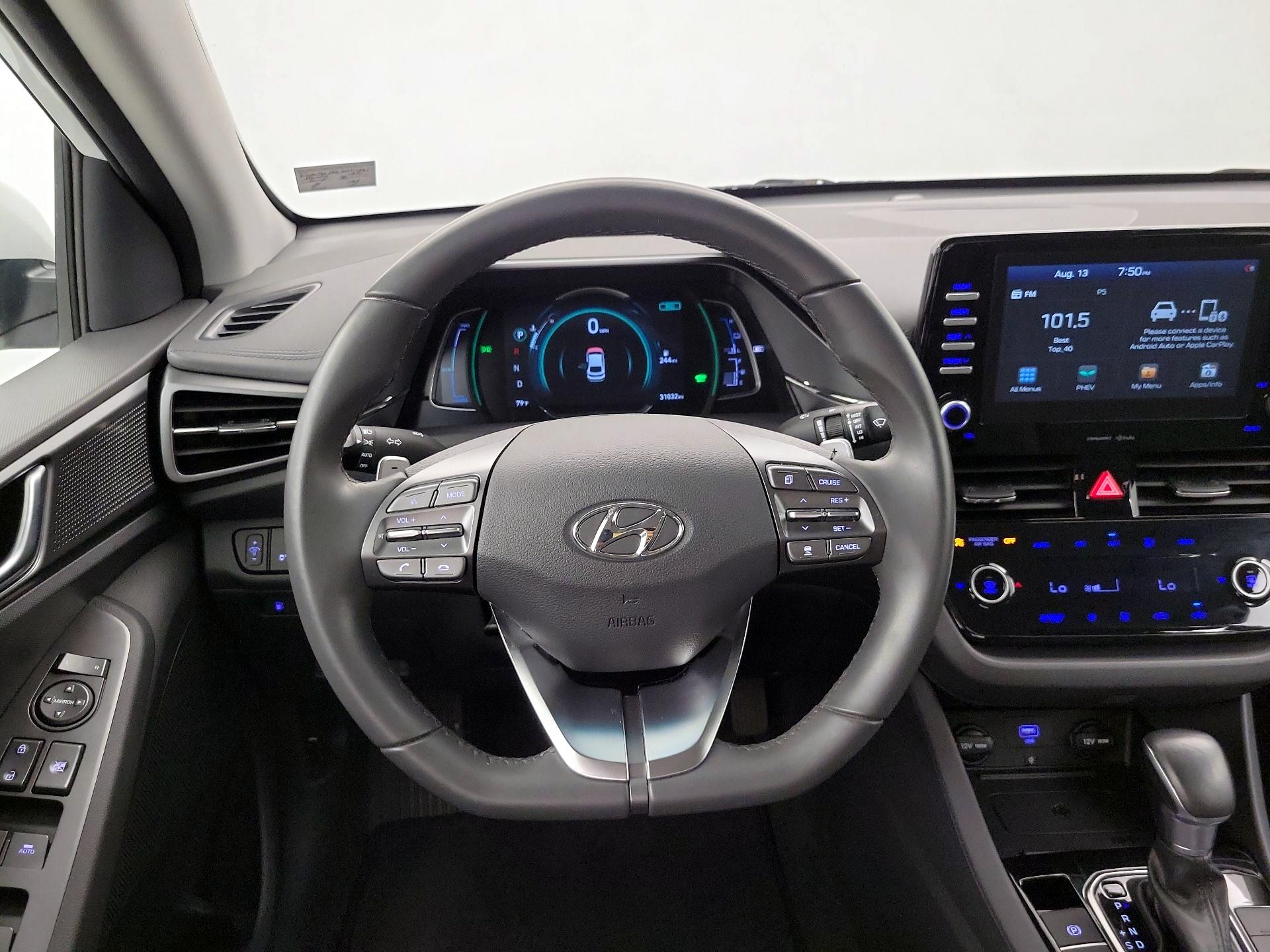 Thumbnail: 2020 Hyundai Ioniq - 10