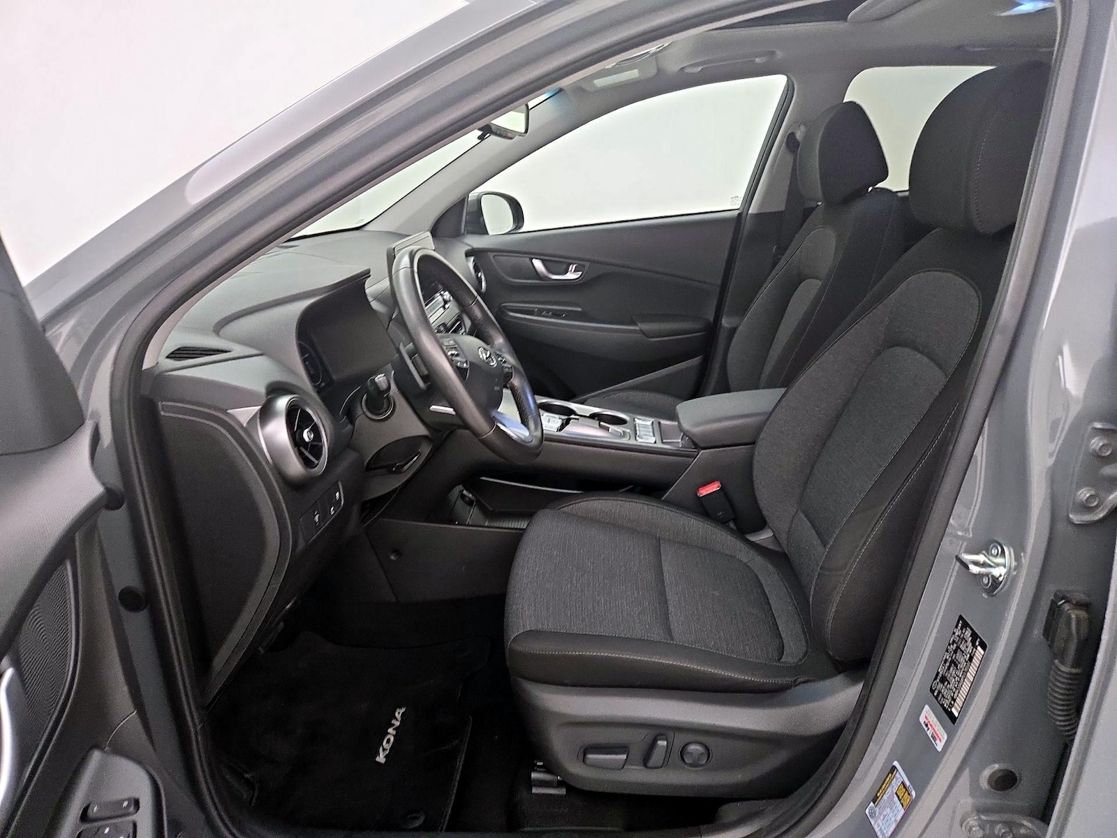 2023 Hyundai Kona EV SEL - Photo 12