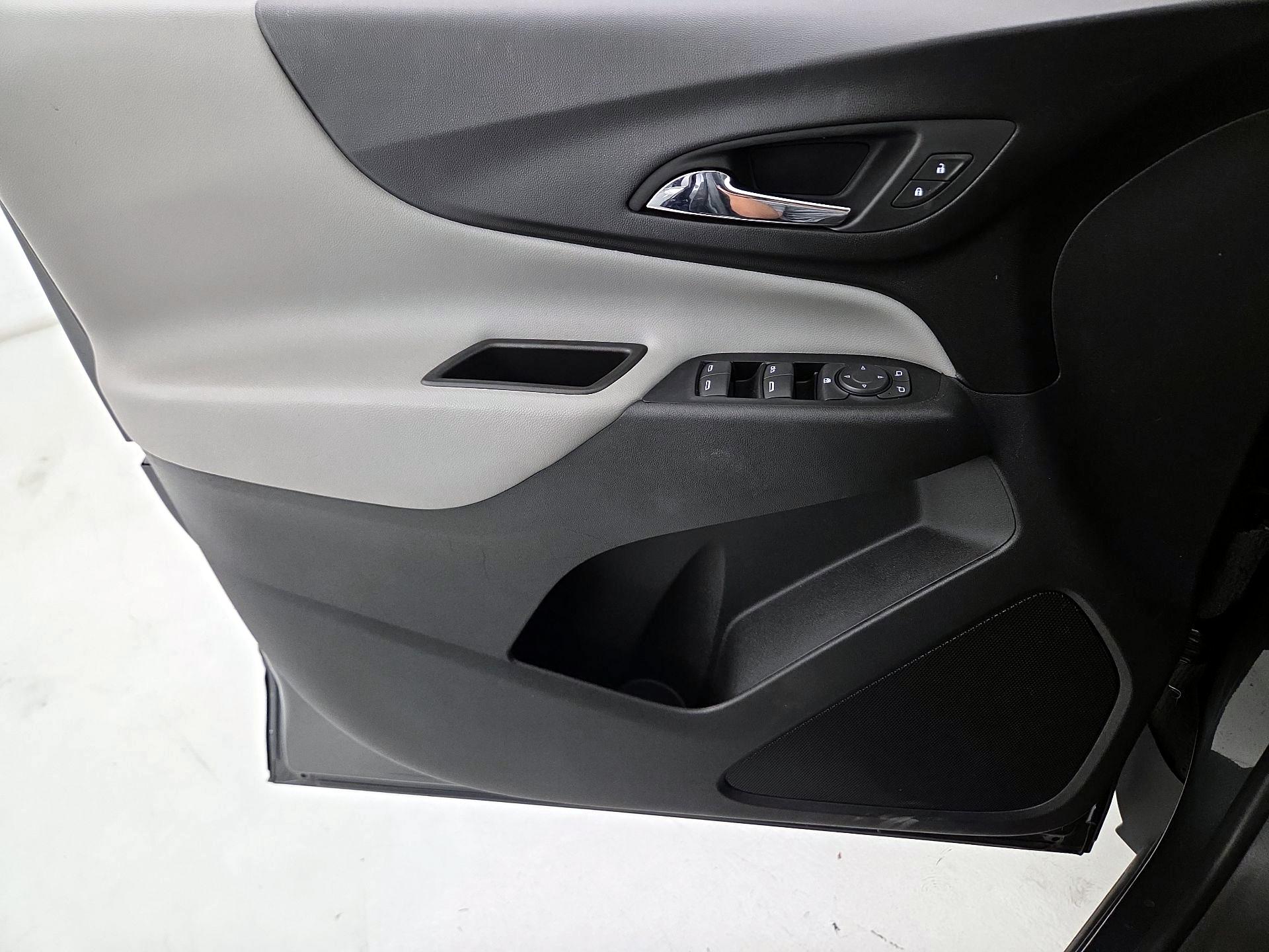 Thumbnail: 2020 Chevrolet Equinox - 12