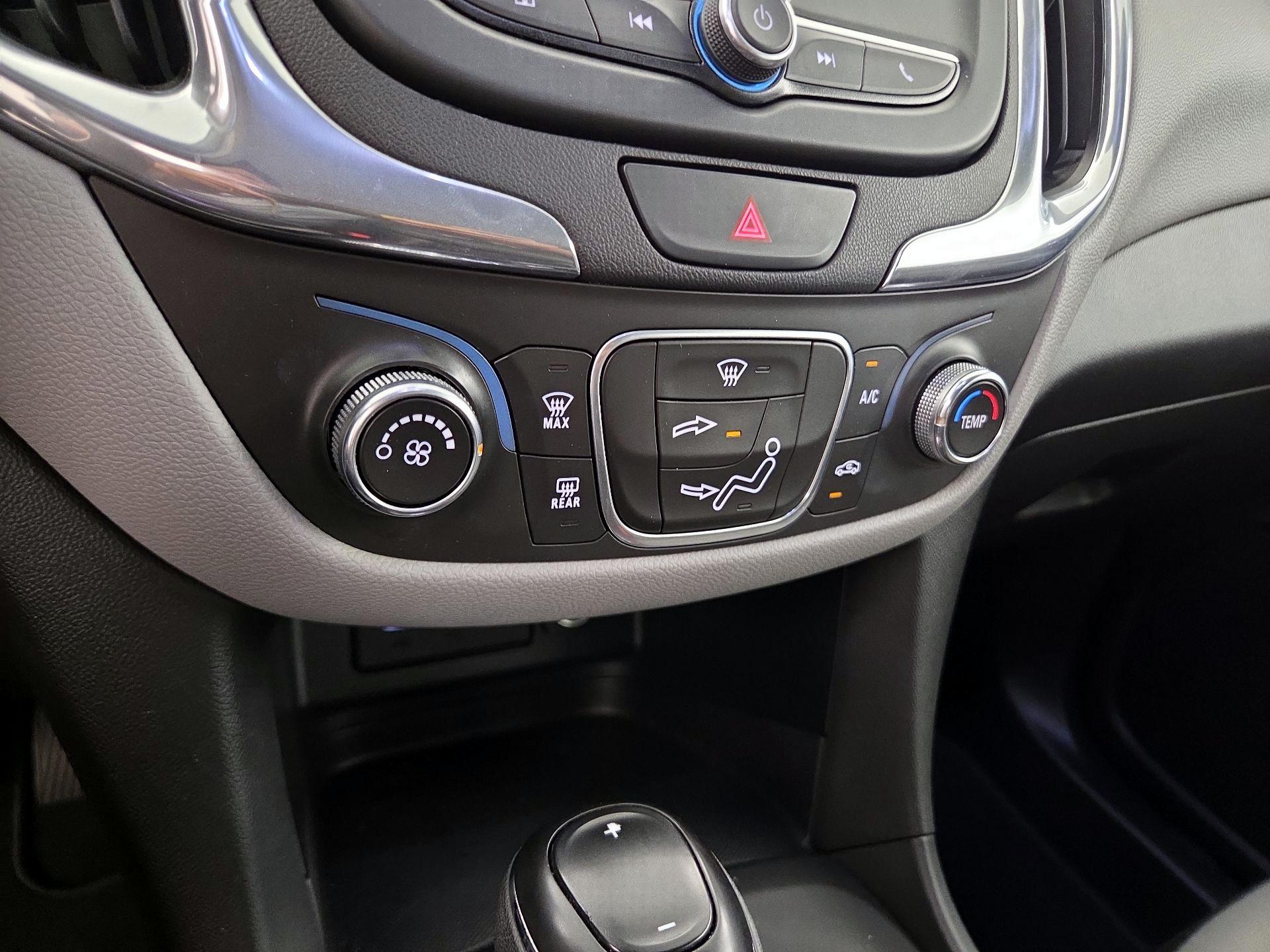Thumbnail: 2020 Chevrolet Equinox - 15