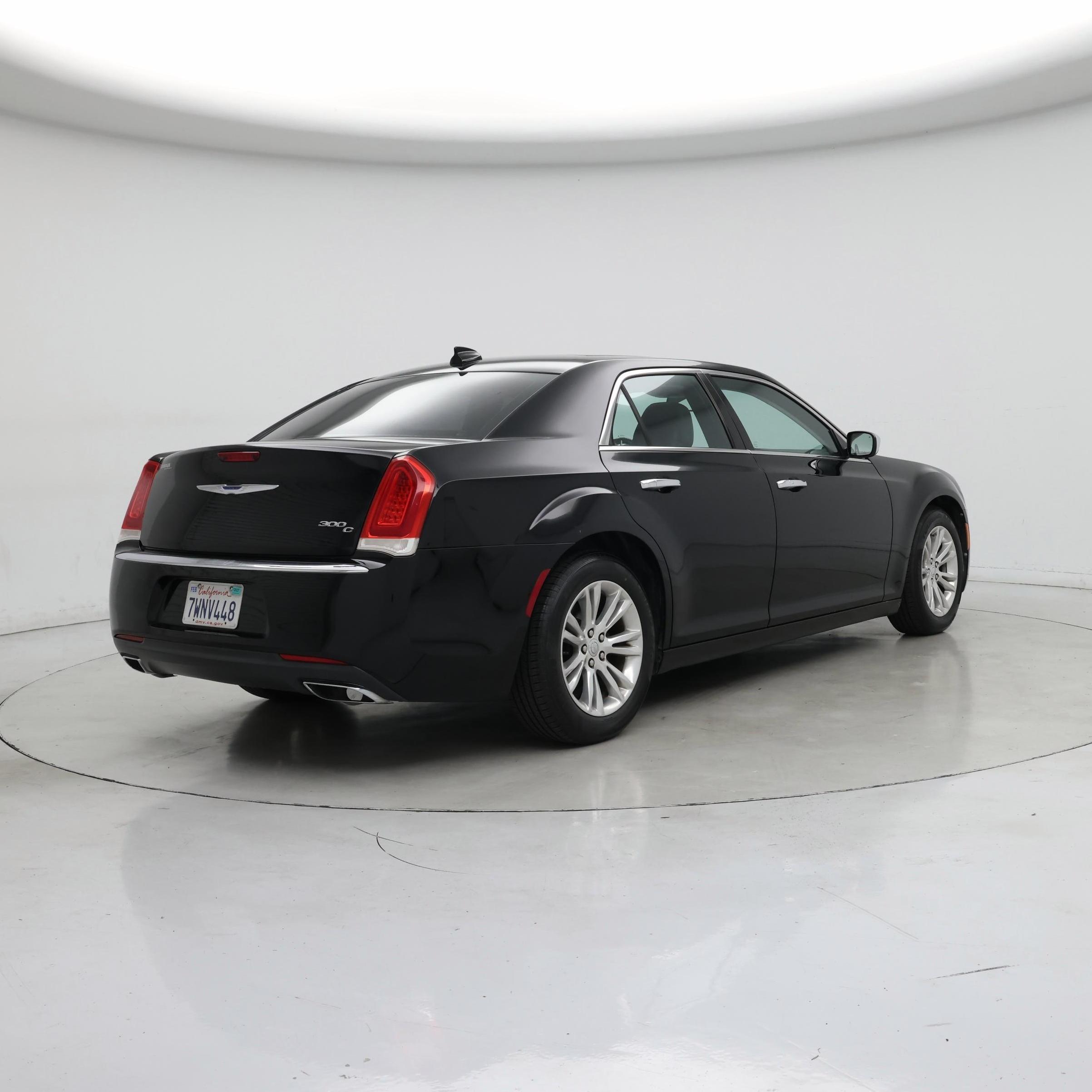 Thumbnail: 2017 Chrysler 300 - 8