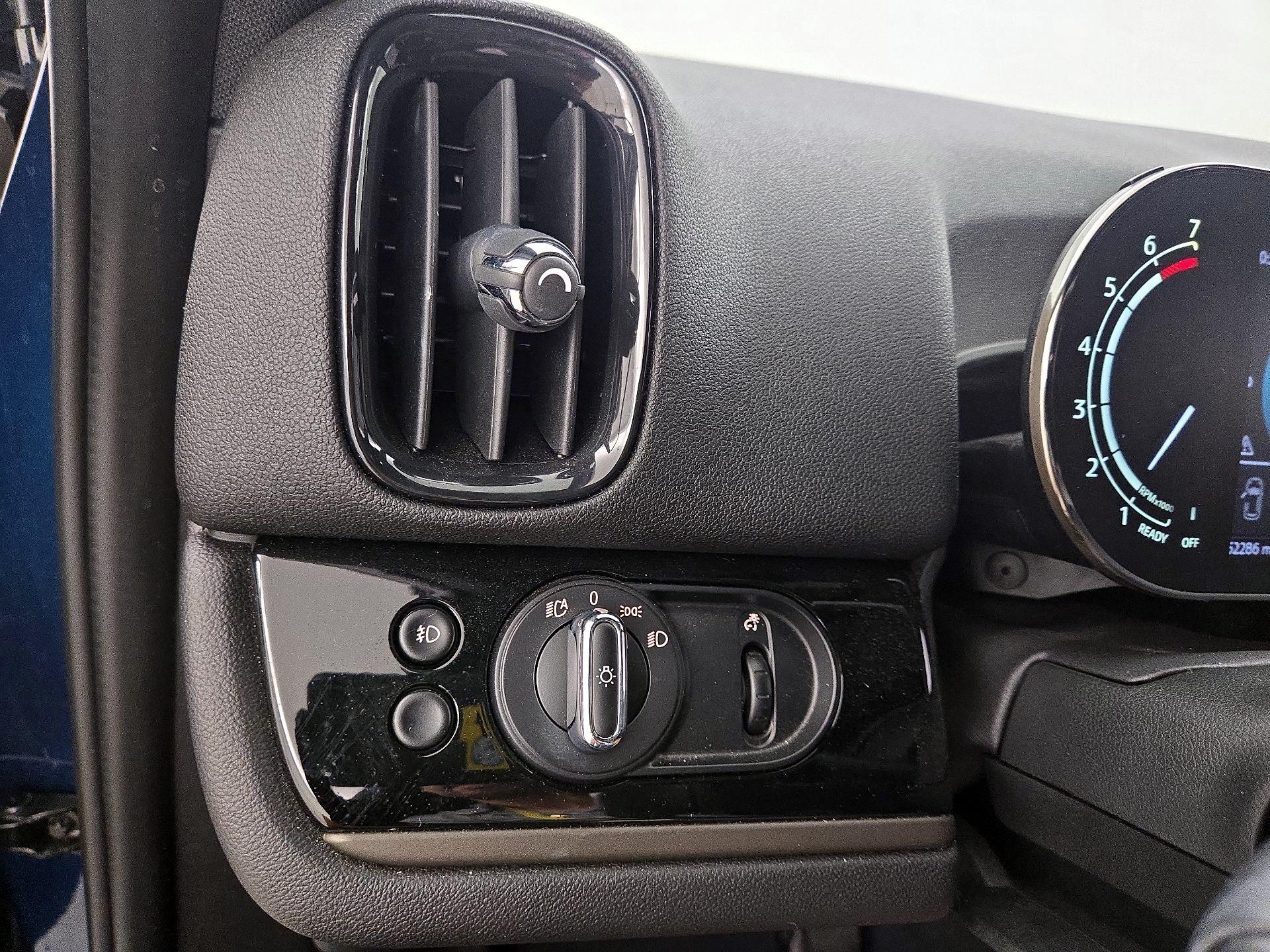 Thumbnail: 2022 MINI Cooper Countryman - 13