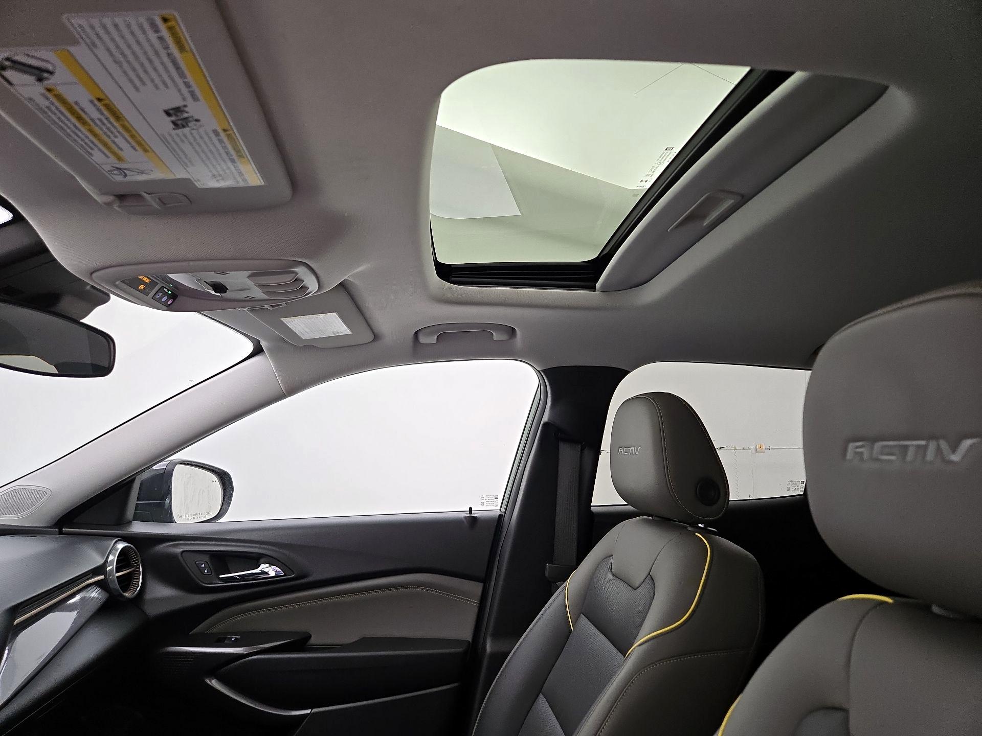 Thumbnail: 2024 Chevrolet Trax - 19