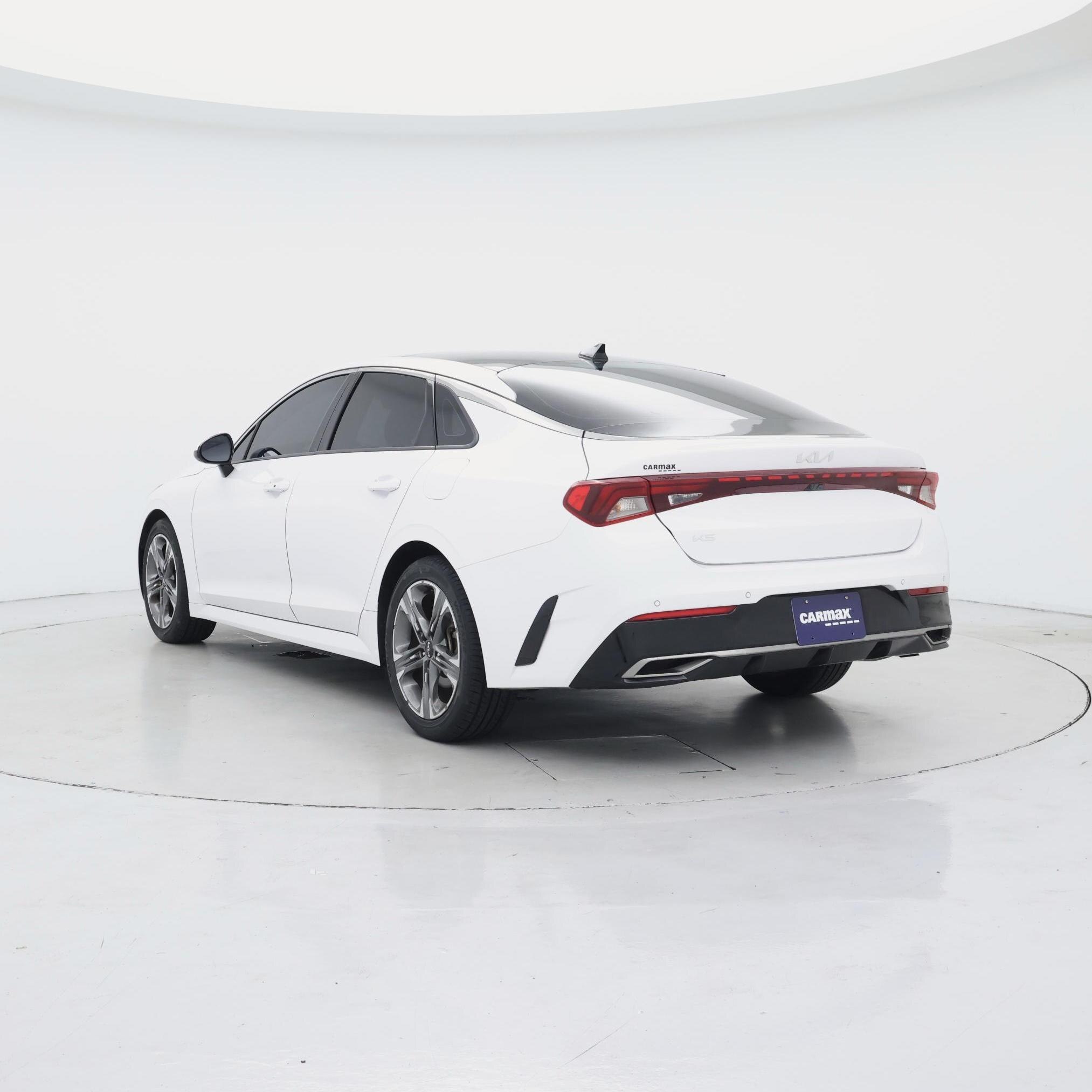 Thumbnail: 2023 Kia K5 - 2