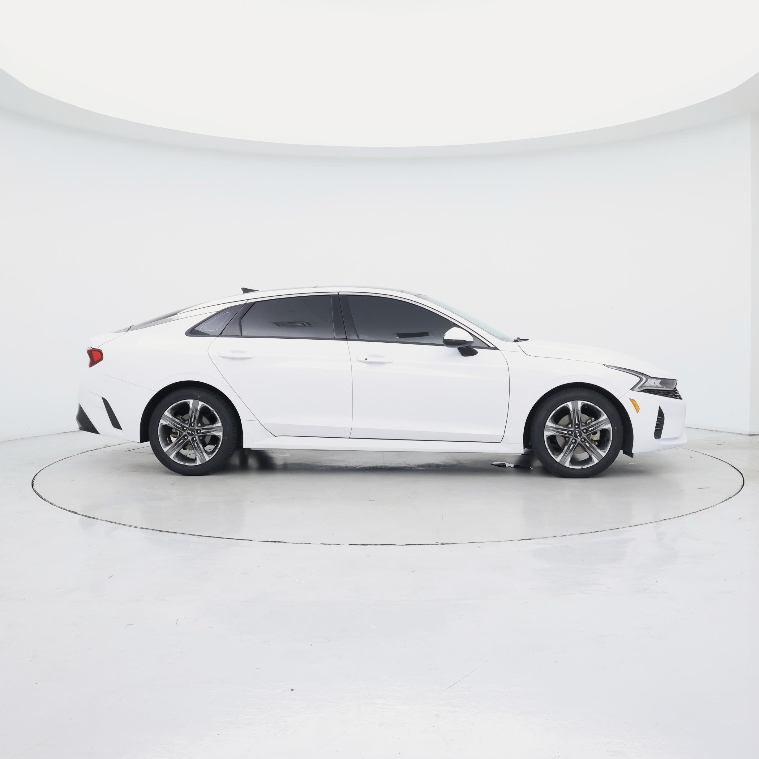Thumbnail: 2023 Kia K5 - 7
