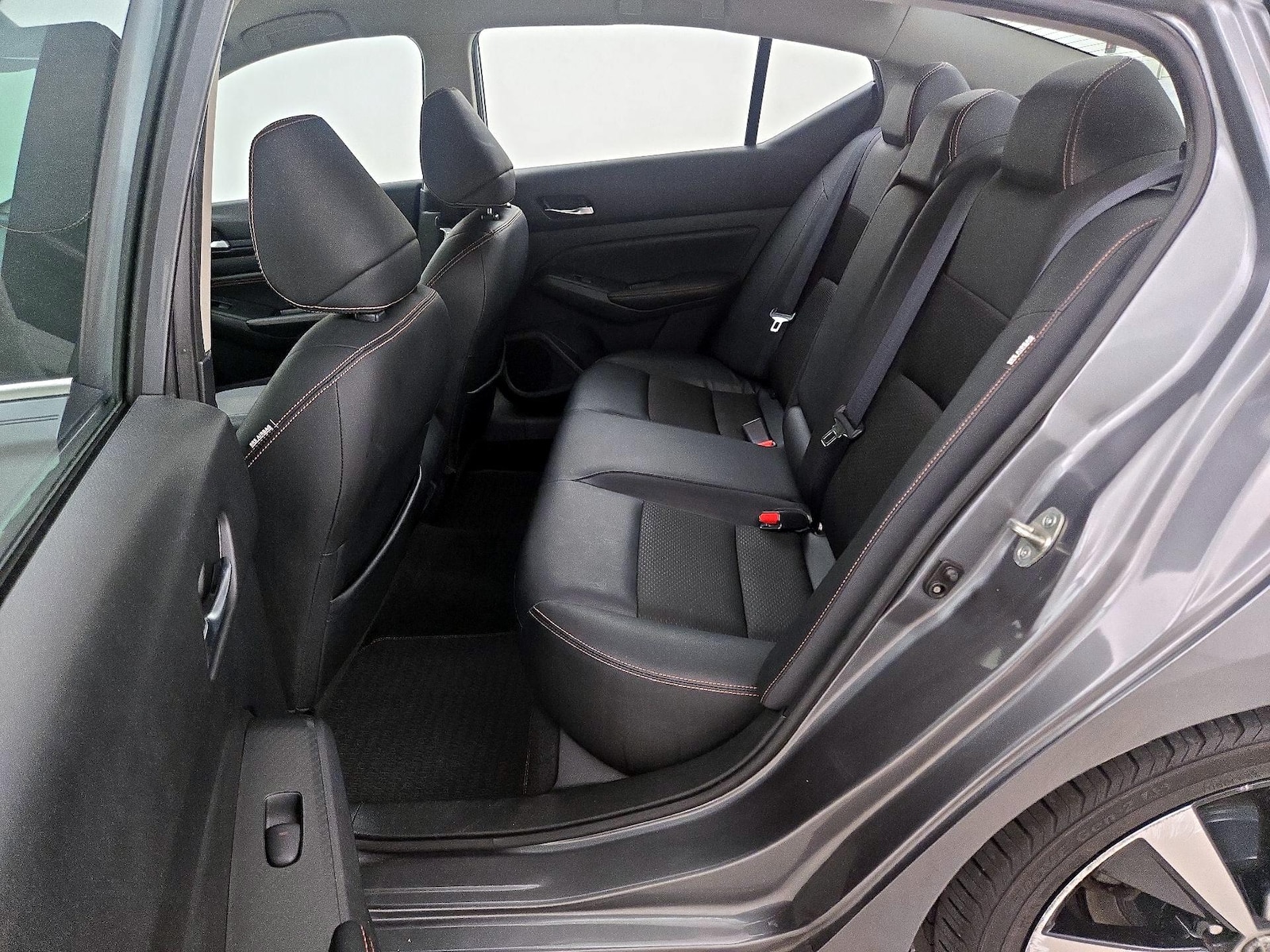 2020 Nissan Altima SR - Photo 20