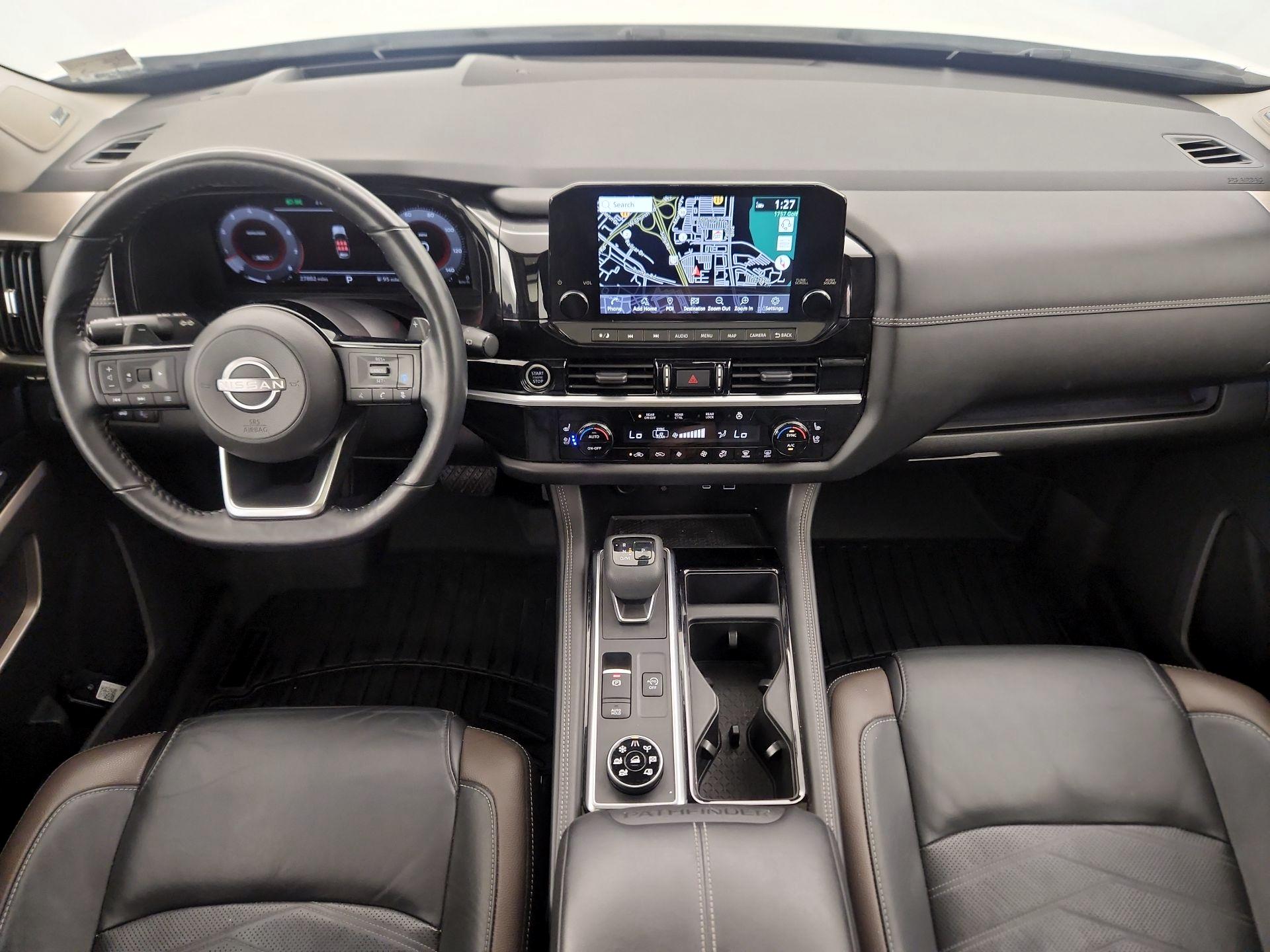 Thumbnail: 2023 Nissan Pathfinder - 9