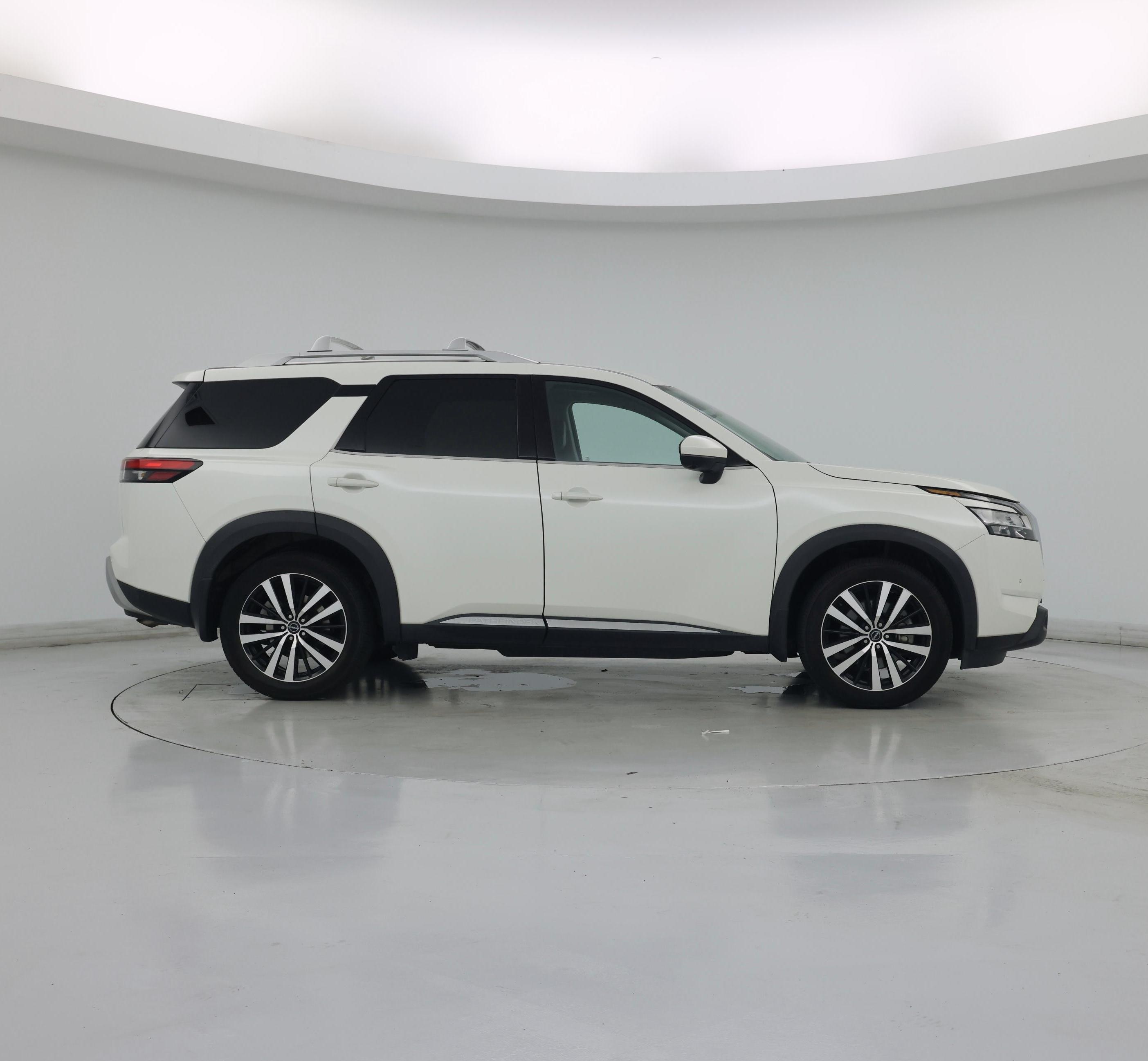 Thumbnail: 2023 Nissan Pathfinder - 7