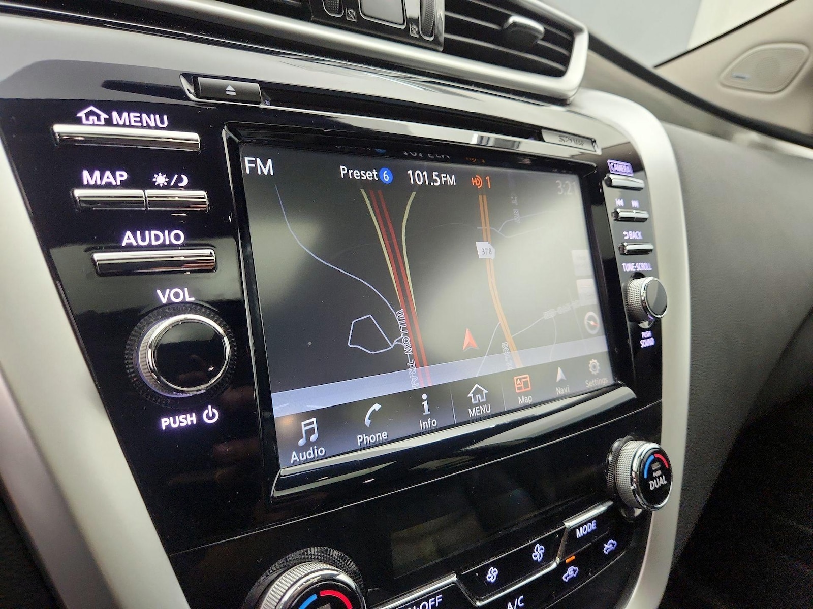 2015 Nissan Murano Platinum - Photo 15