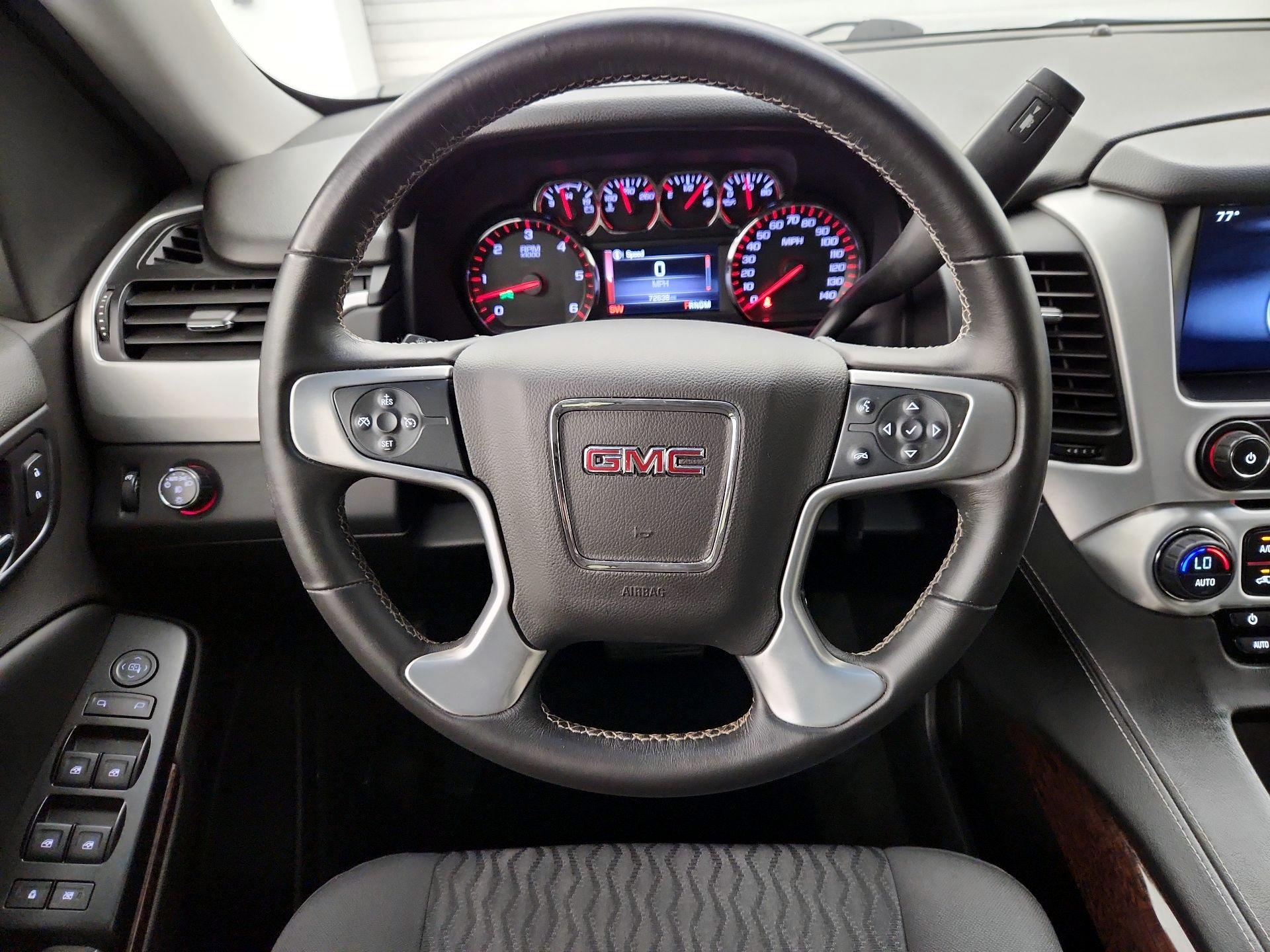 Thumbnail: 2015 GMC Yukon - 10
