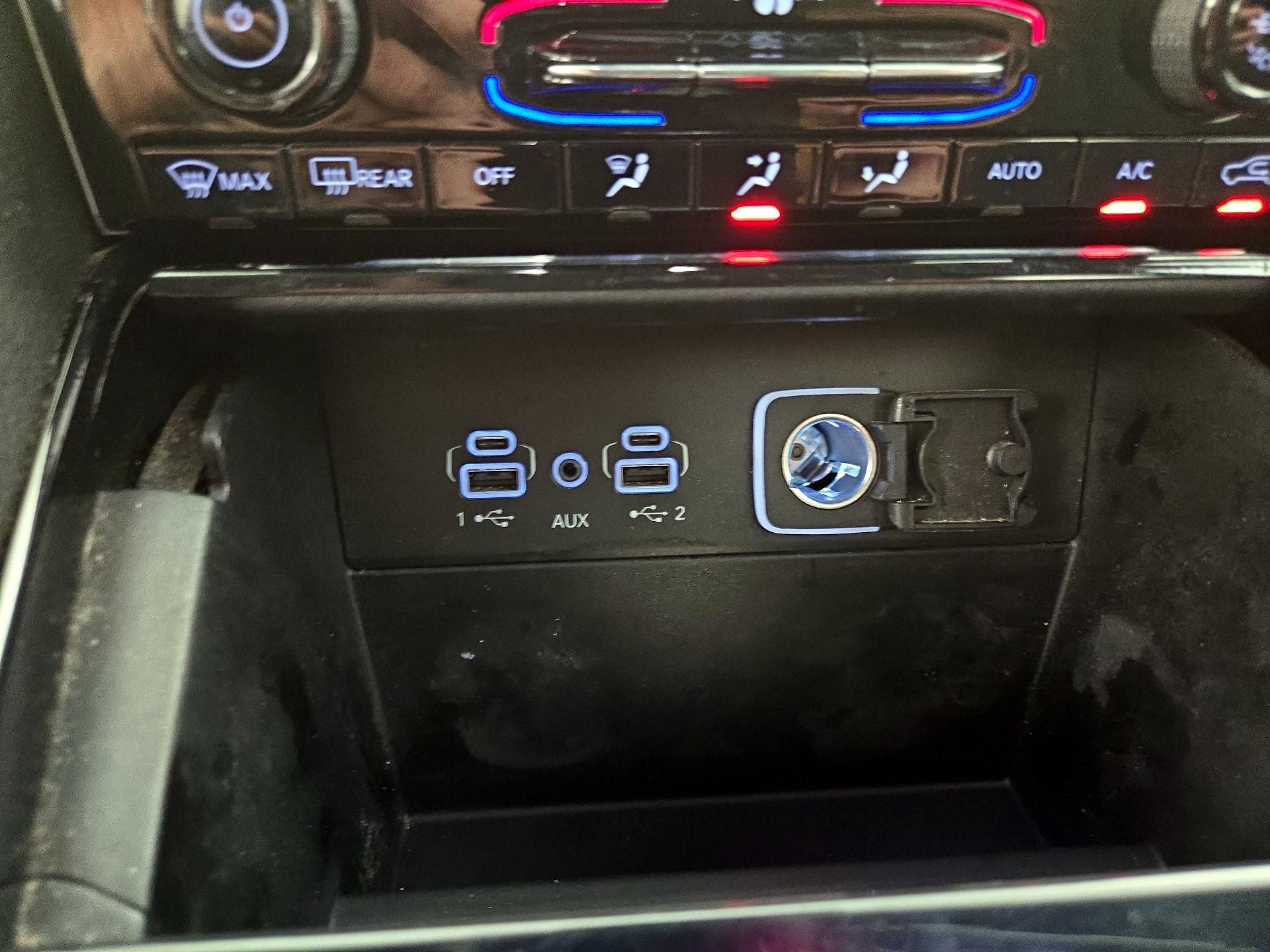 Thumbnail: 2023 Jeep Grand Cherokee - 18