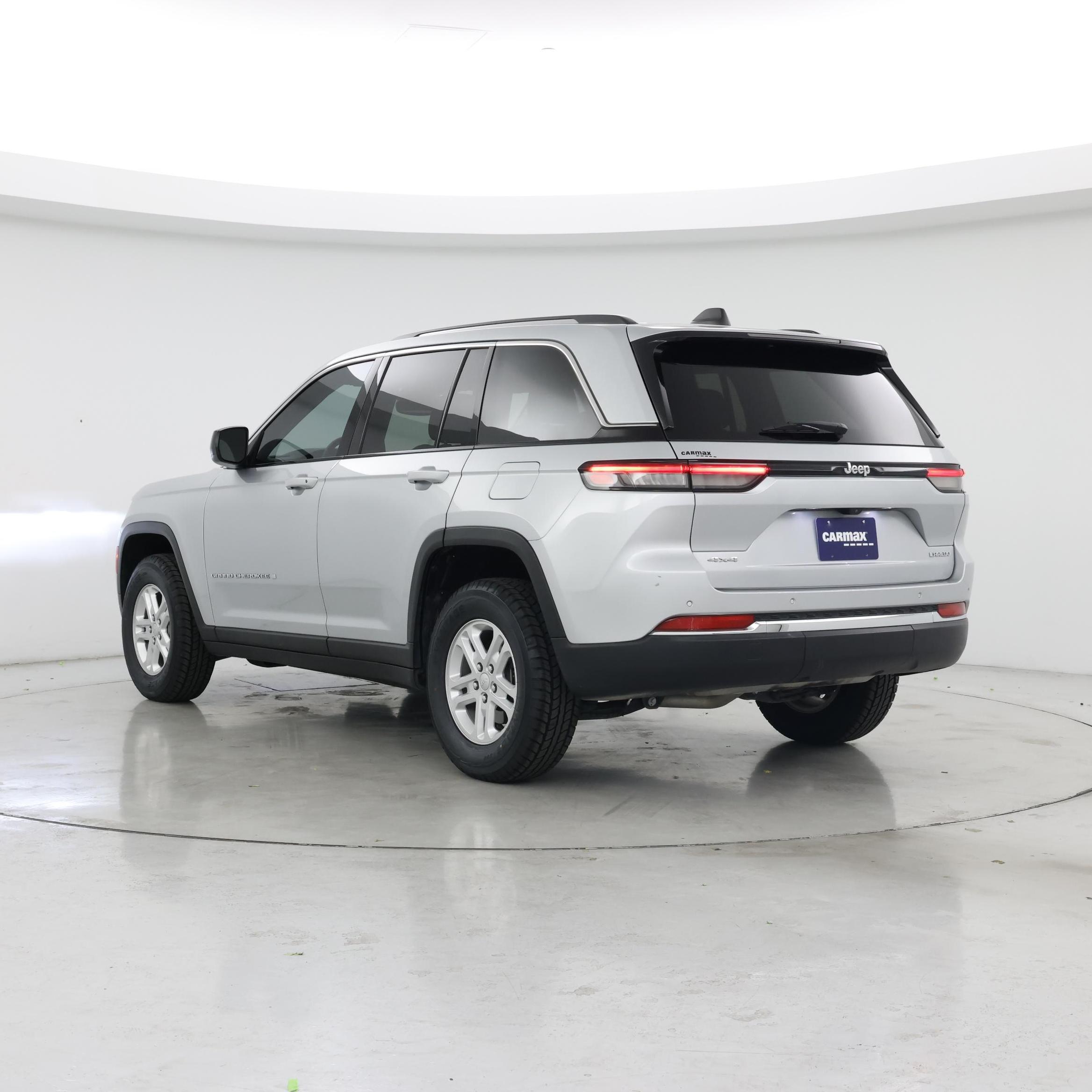 Thumbnail: 2023 Jeep Grand Cherokee - 2