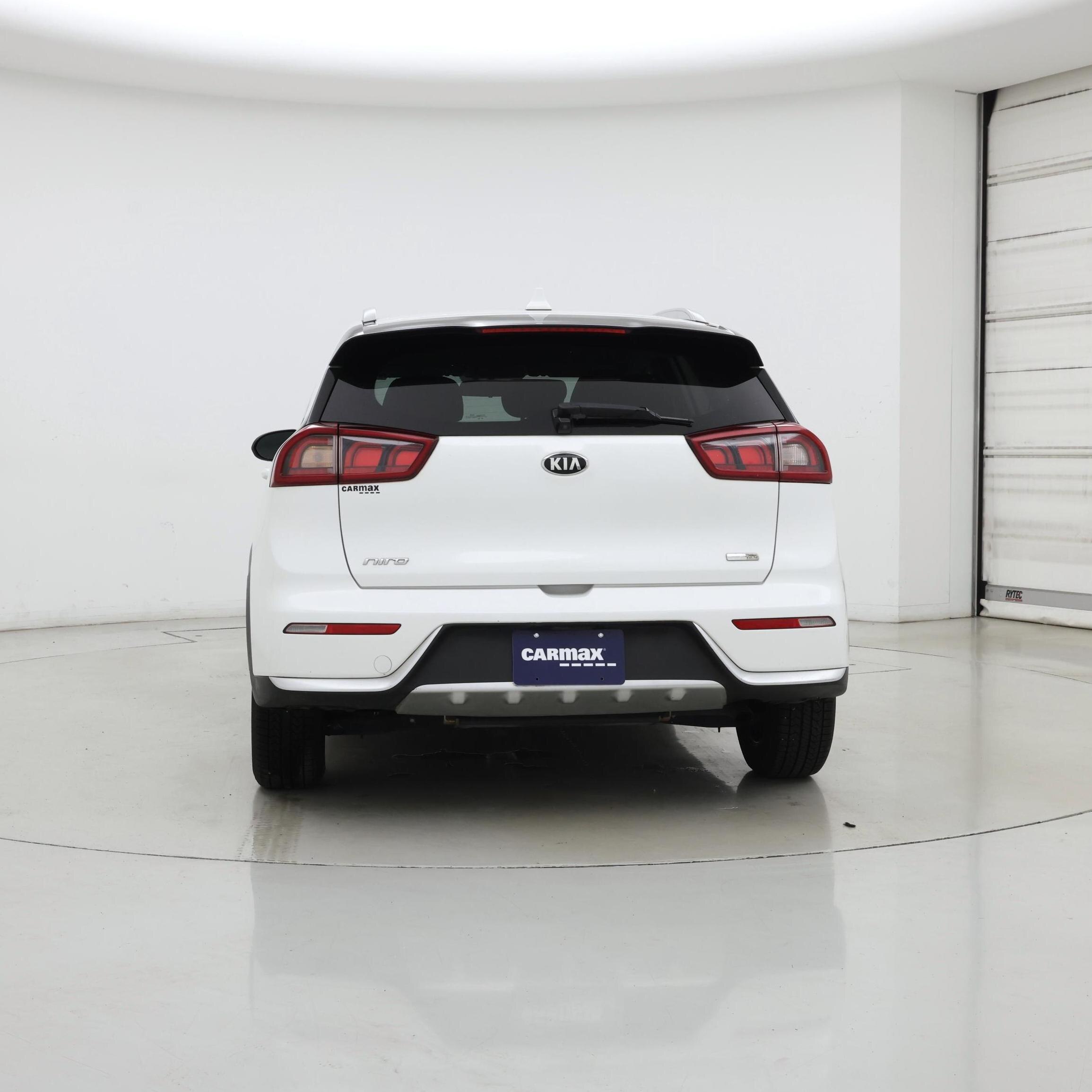 Thumbnail: 2017 Kia Niro - 6