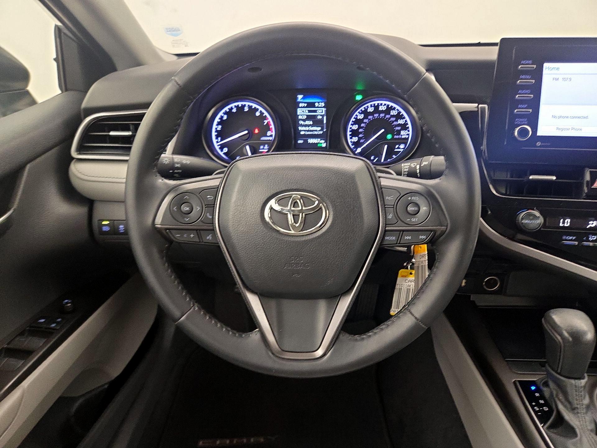 Thumbnail: 2021 Toyota Camry - 10