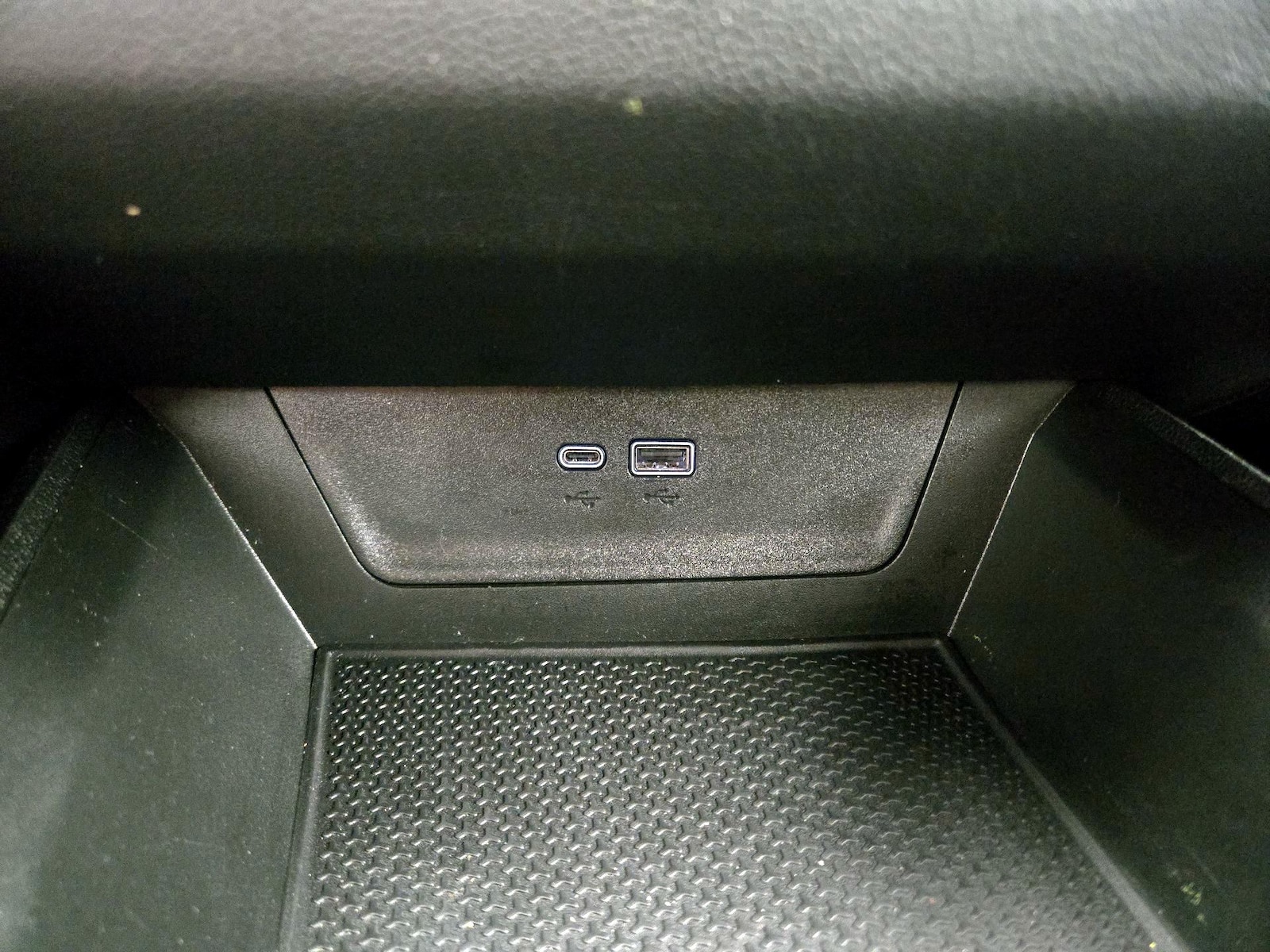 2026 Chevrolet Equinox LT - Photo 20
