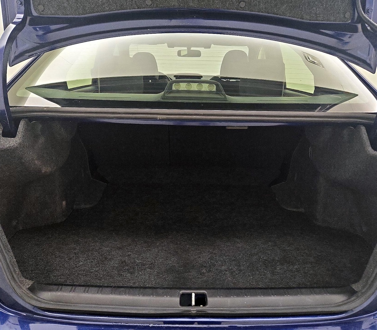 Trunk/Cargo (Seats Up)