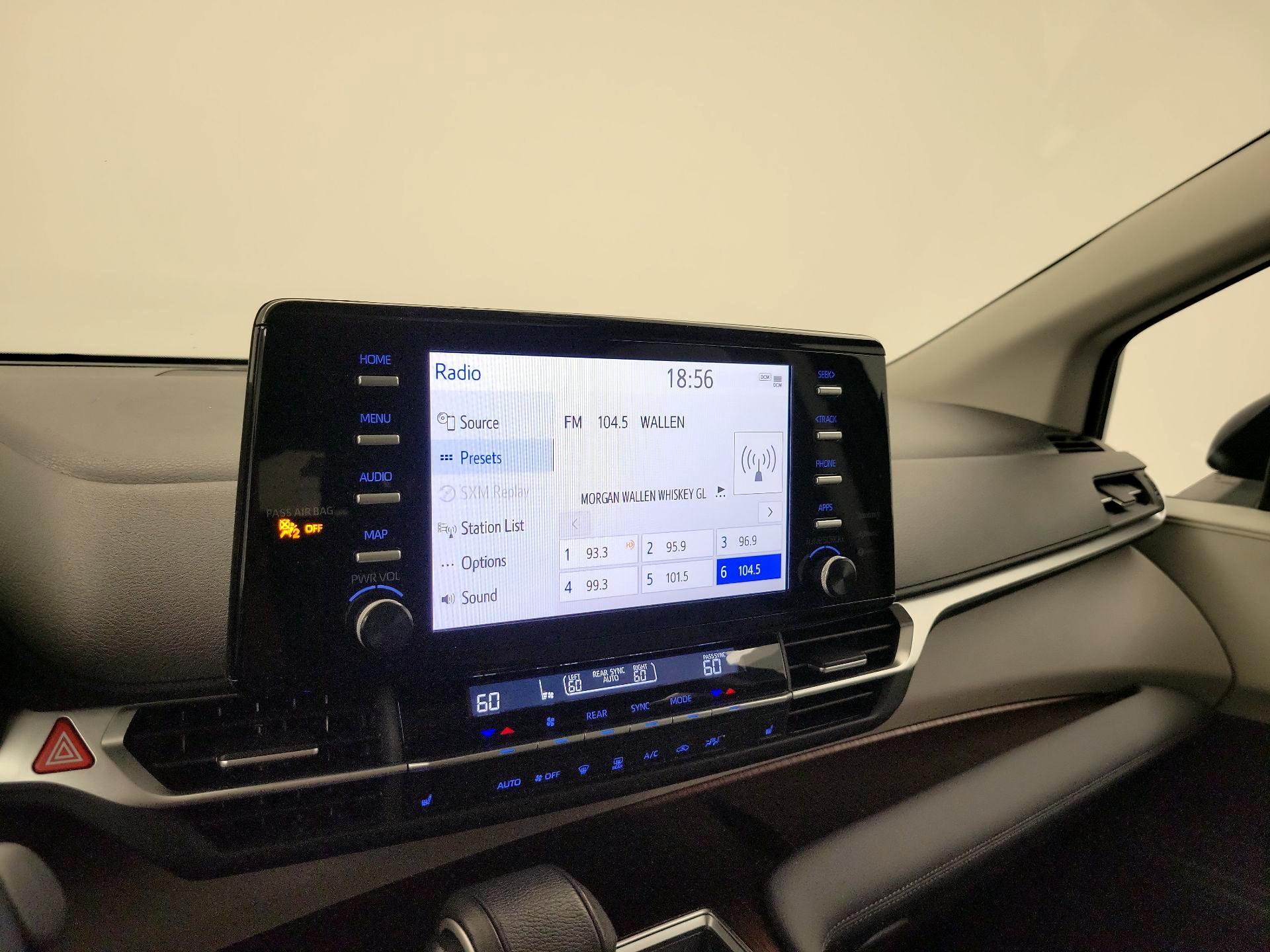 Thumbnail: 2024 Toyota Sienna - 15
