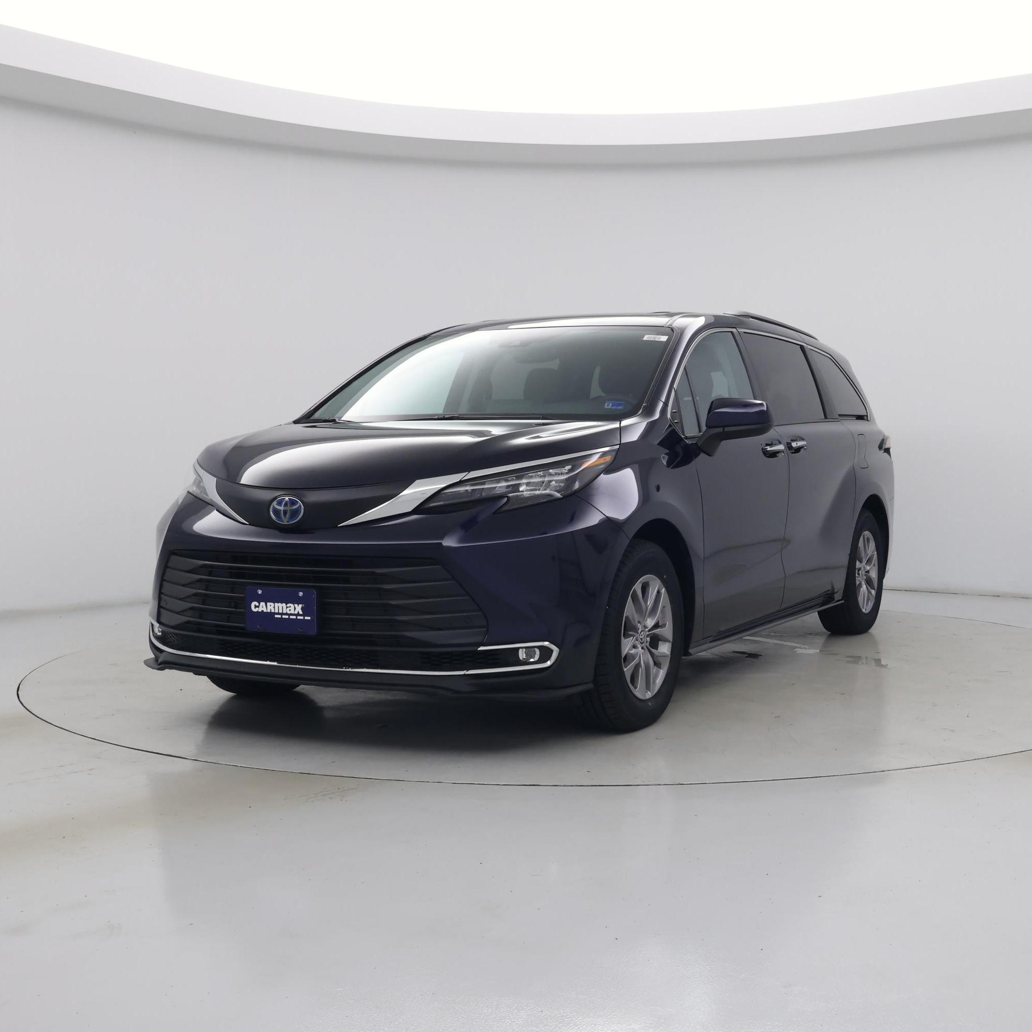 Thumbnail: 2024 Toyota Sienna - 4