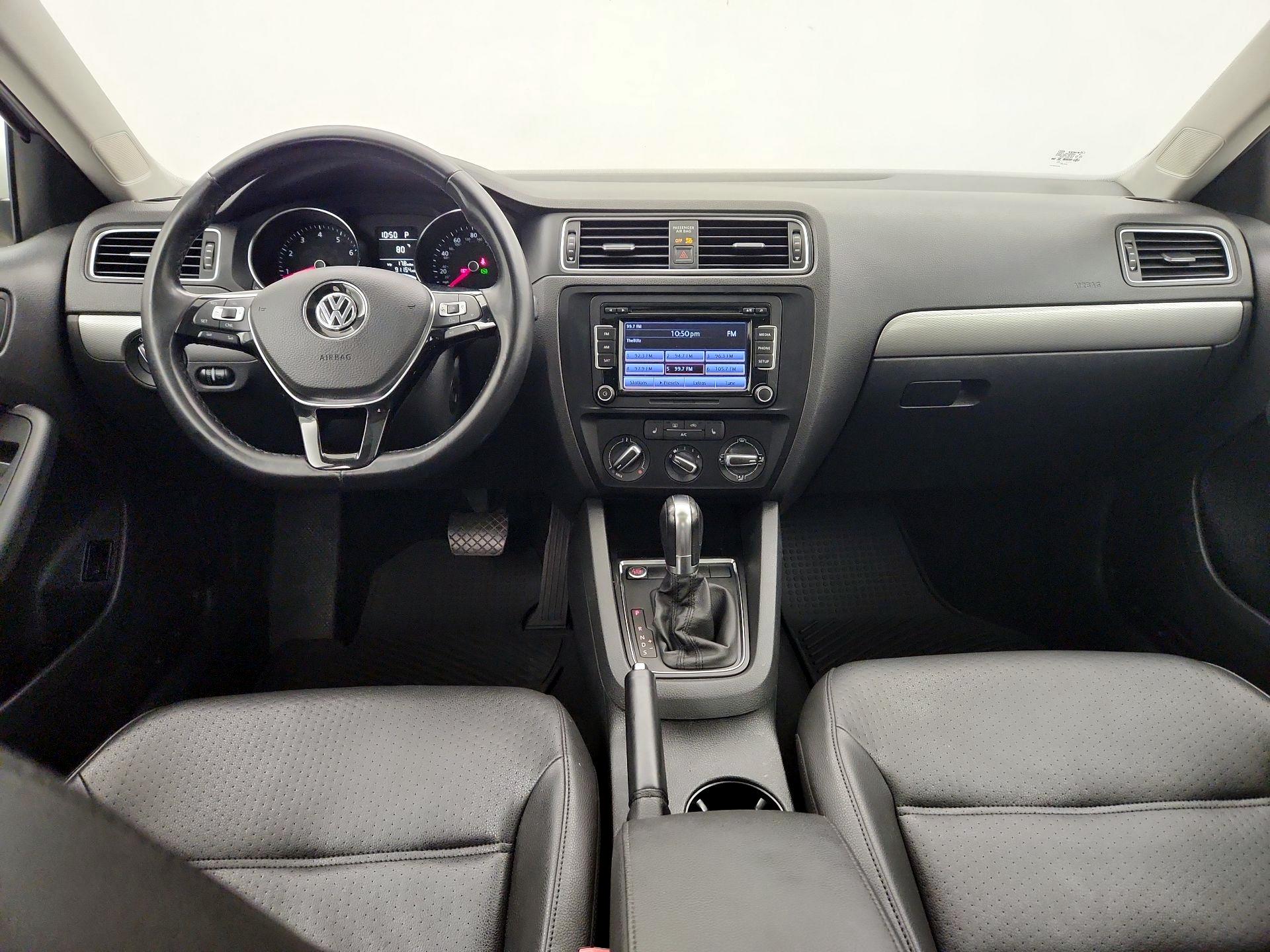 Thumbnail: 2015 Volkswagen Jetta - 9