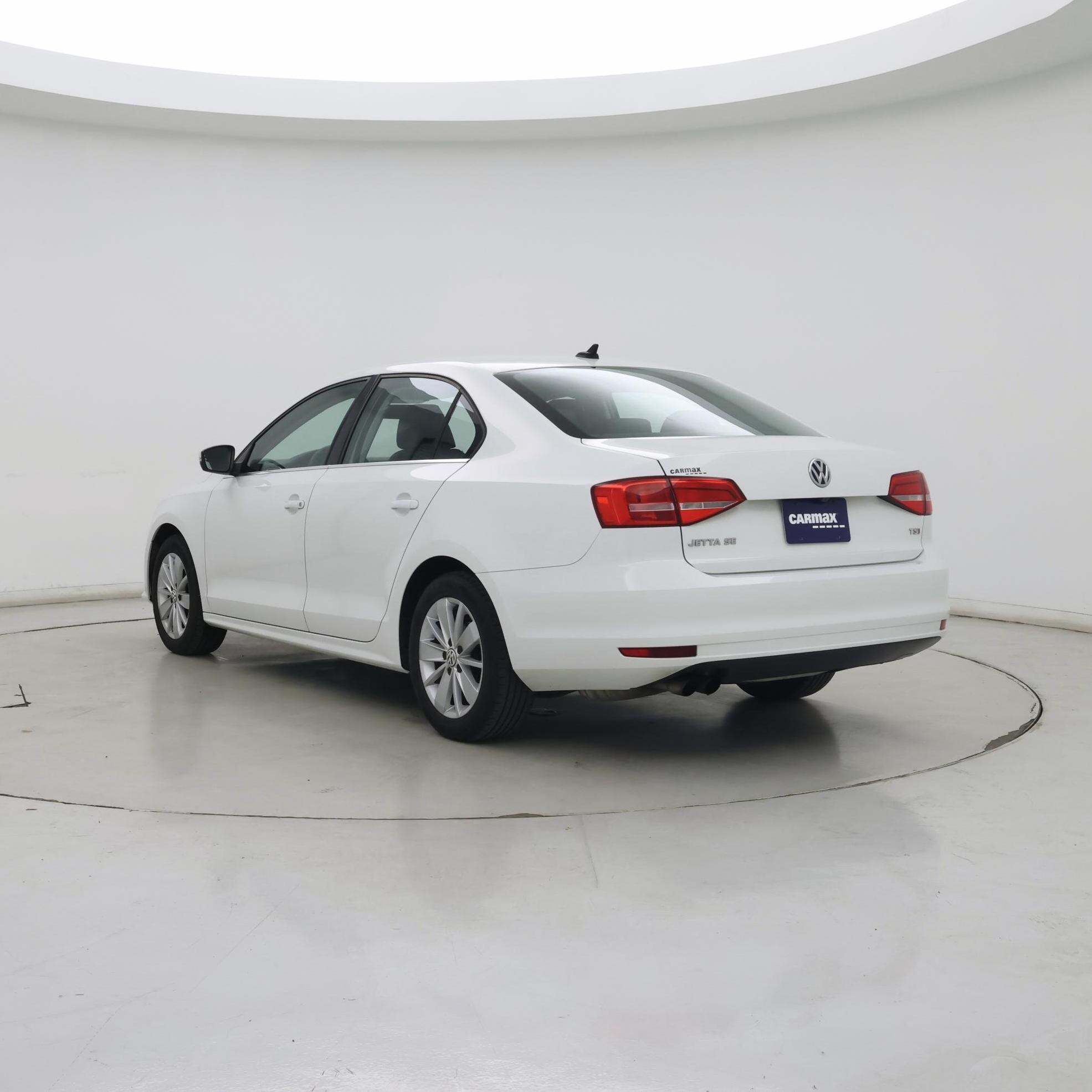 Thumbnail: 2015 Volkswagen Jetta - 2
