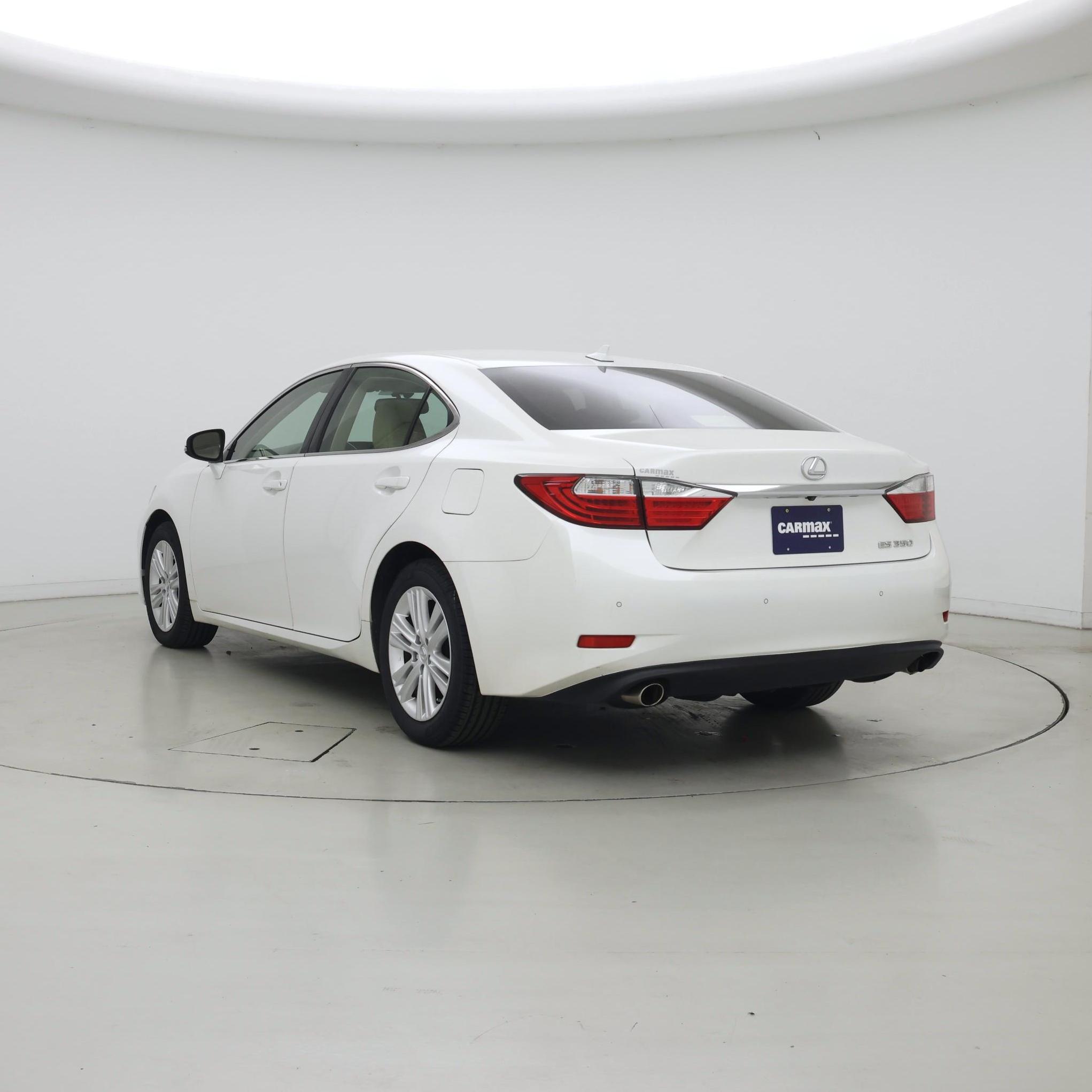Thumbnail: 2014 Lexus ES - 2