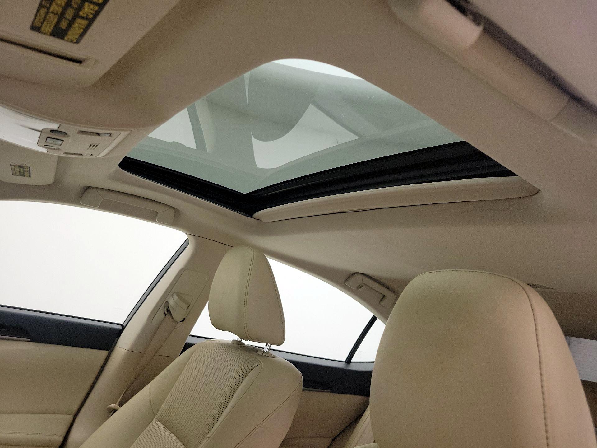 Thumbnail: 2014 Lexus ES - 19