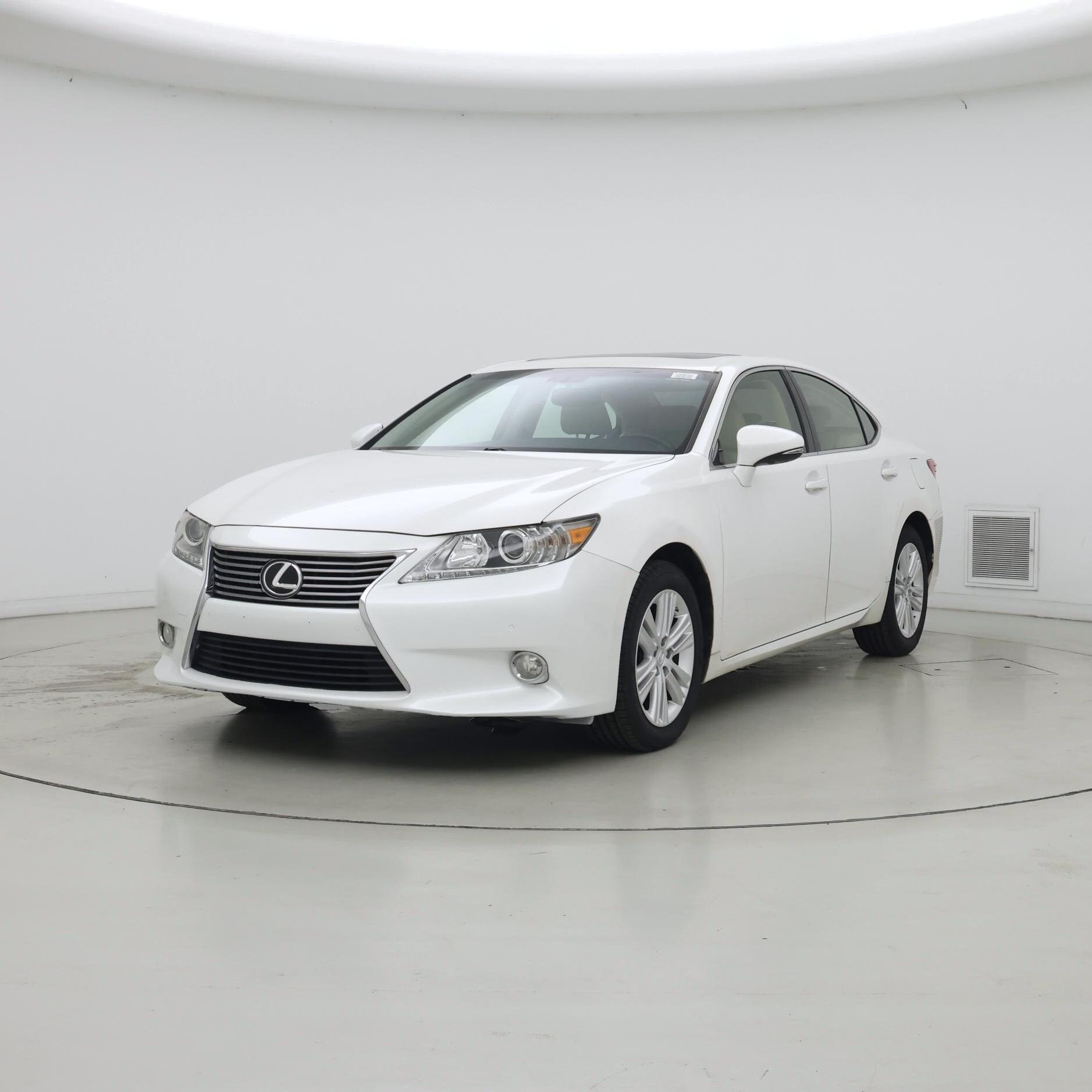 Thumbnail: 2014 Lexus ES - 4