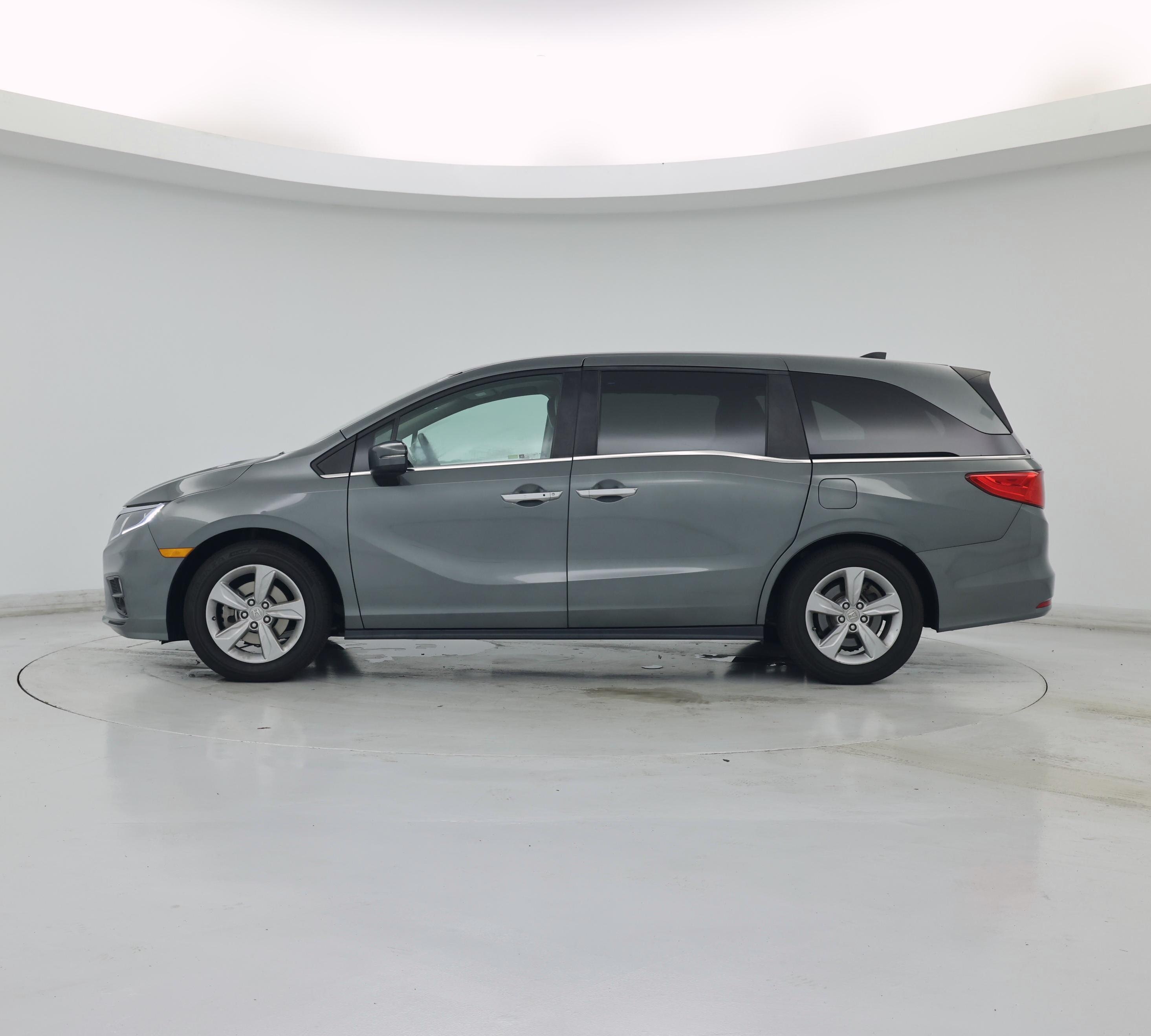 Thumbnail: 2018 Honda Odyssey - 3