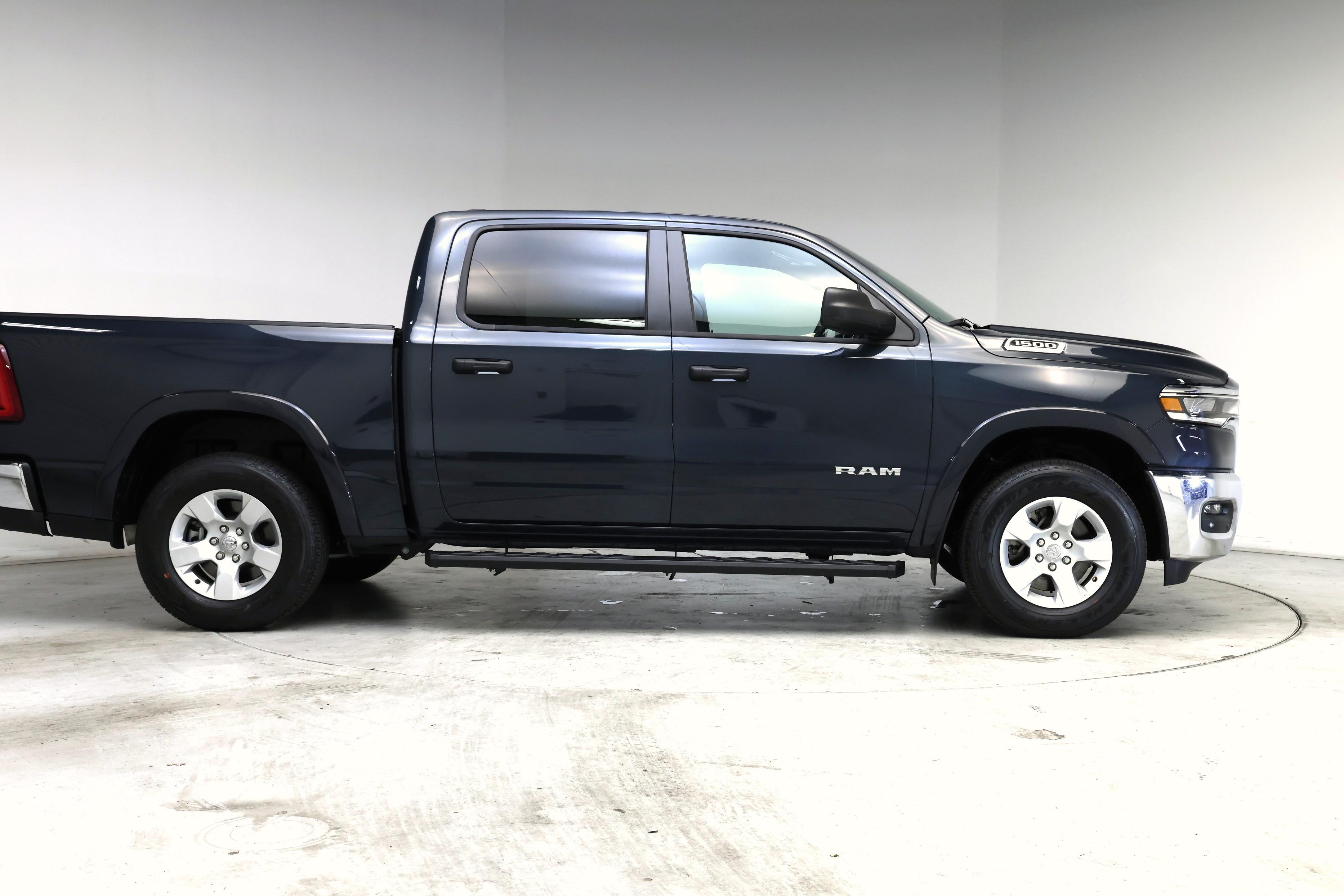 Thumbnail: 2025 RAM 1500 - 7