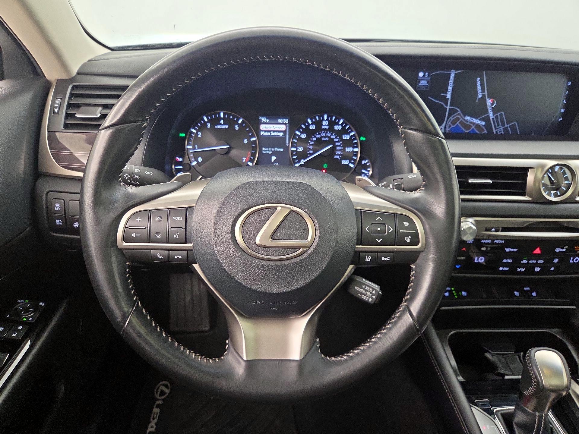 Thumbnail: 2018 Lexus GS - 10