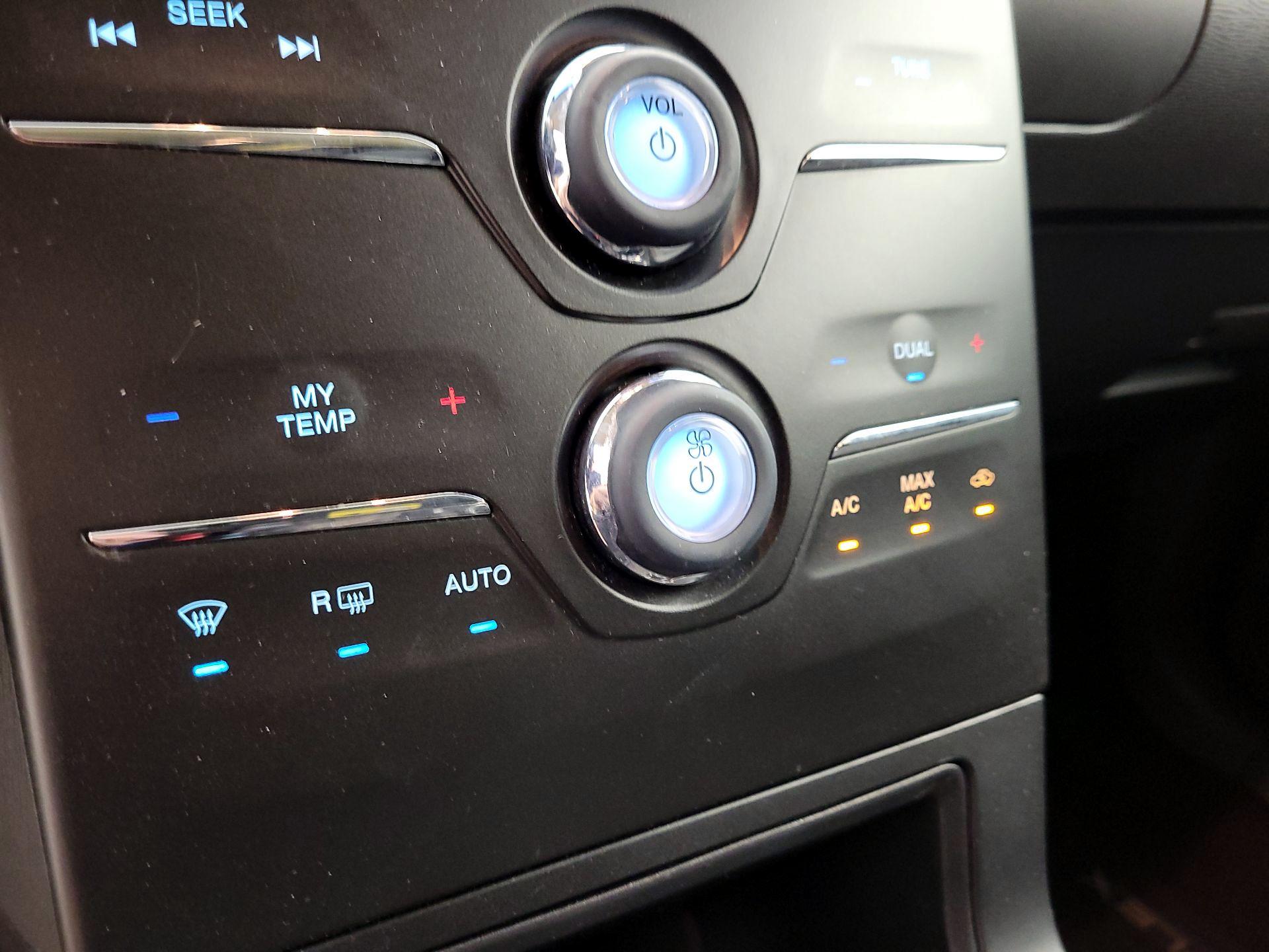 Thumbnail: 2014 Ford Flex - 17