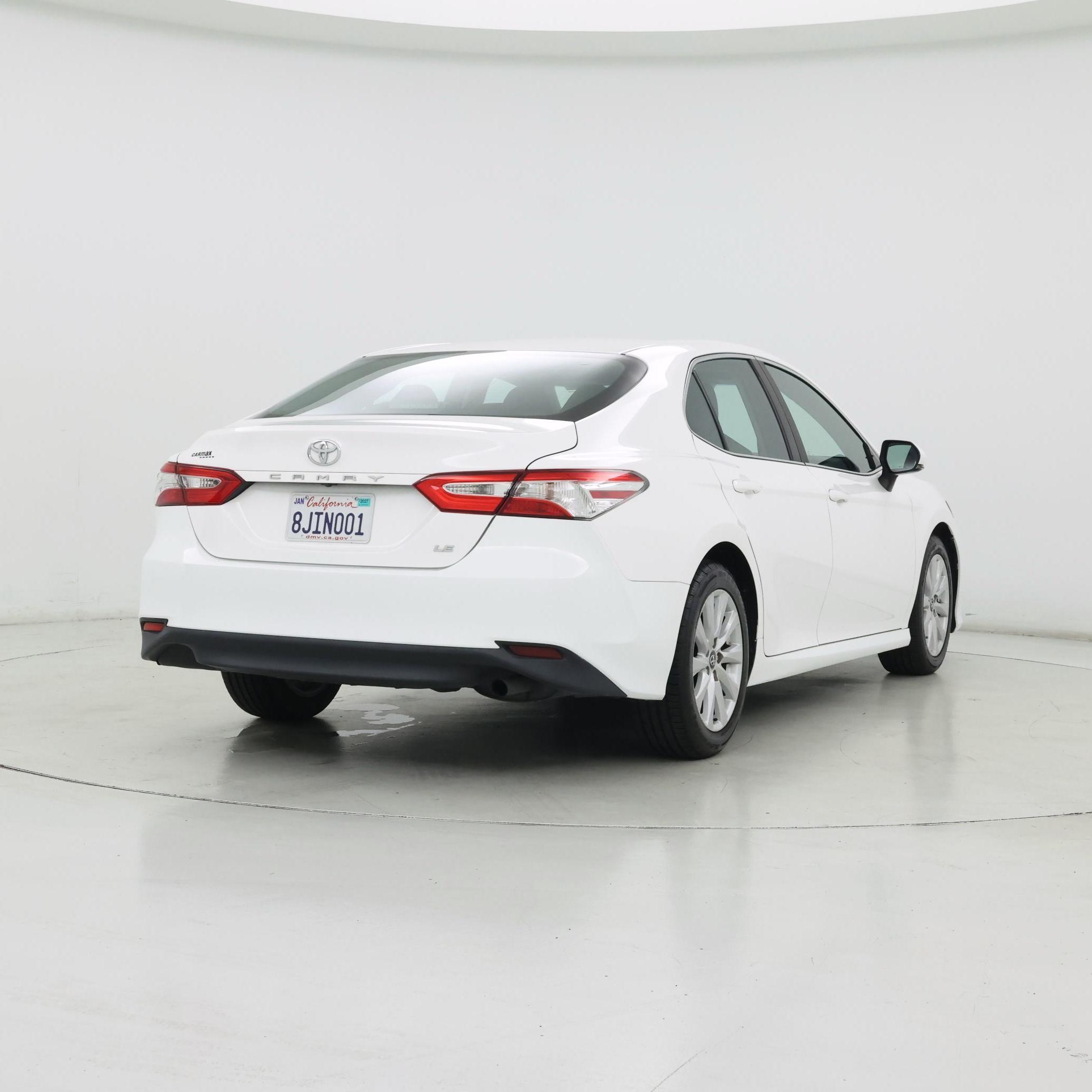 Thumbnail: 2018 Toyota Camry - 8