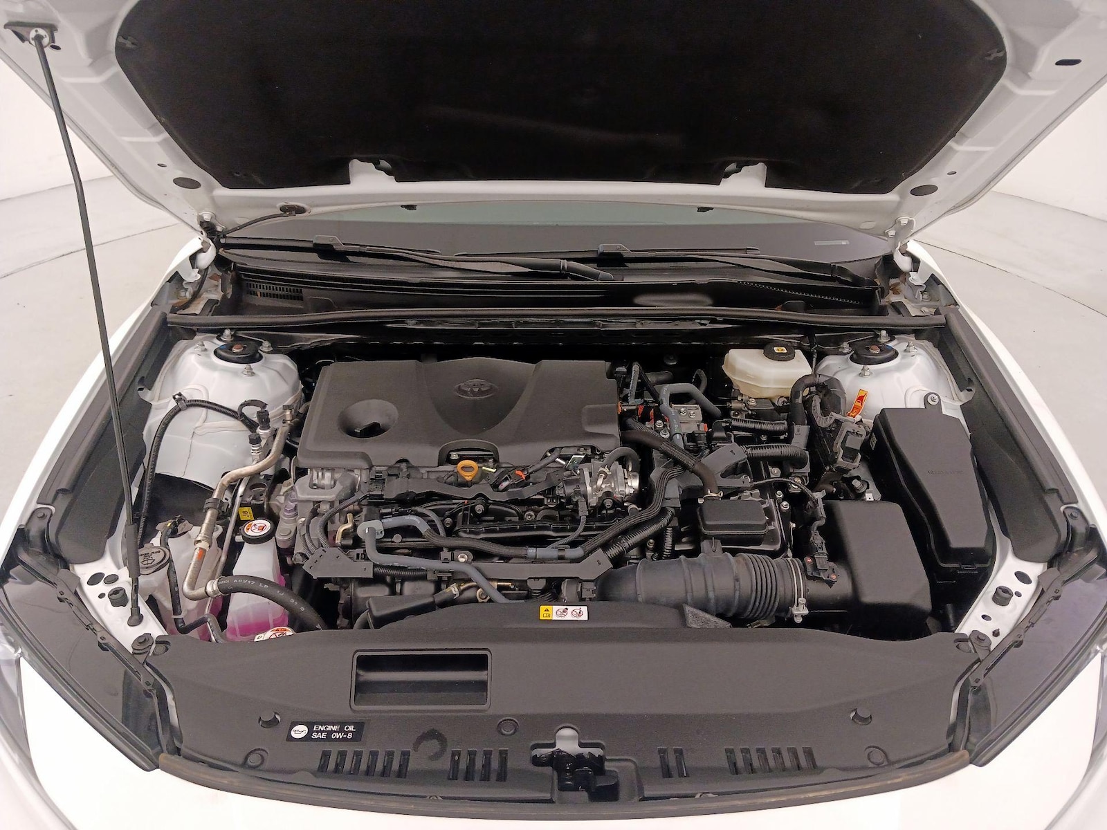 2025 Toyota Camry SE - Photo 22