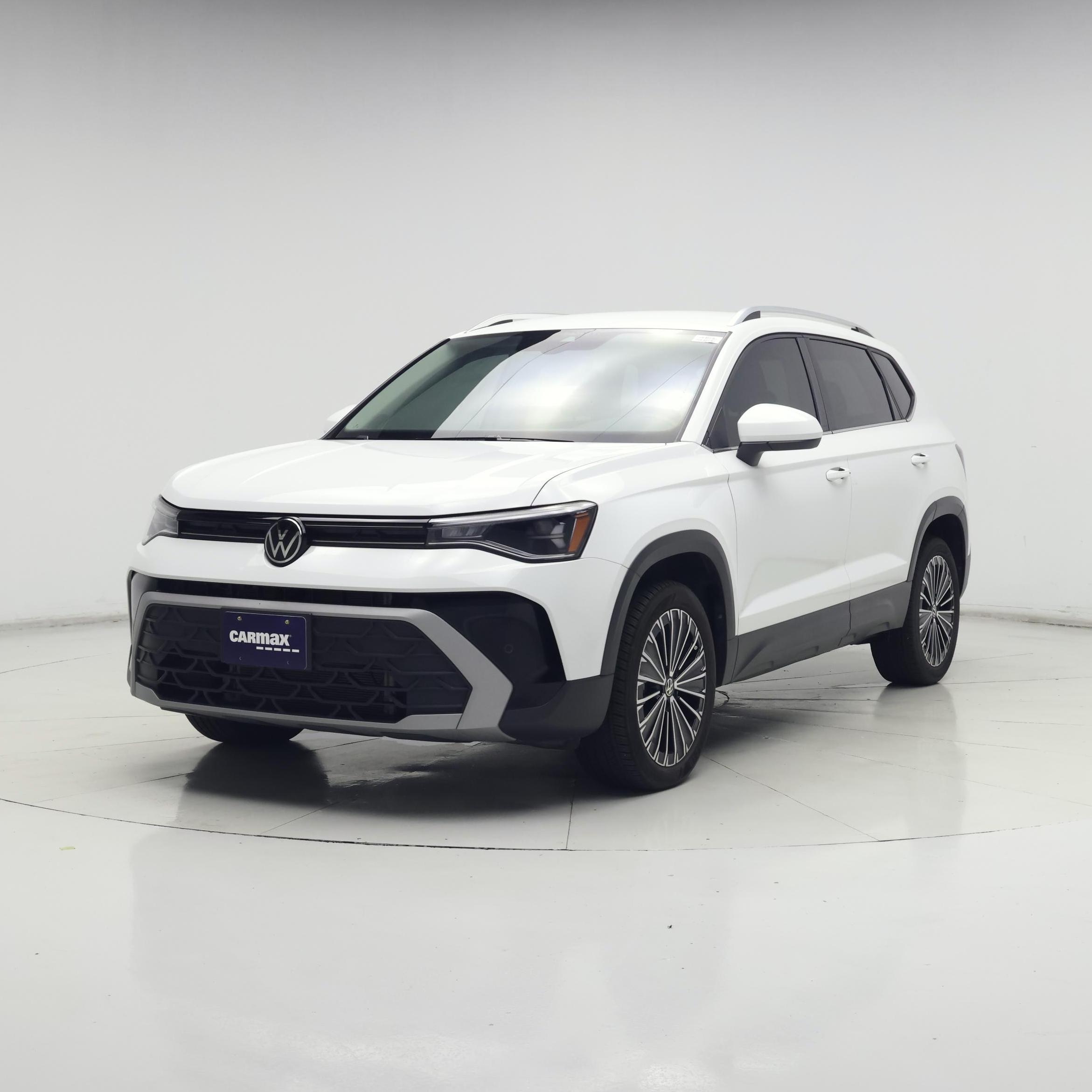 Thumbnail: 2025 Volkswagen Taos - 4