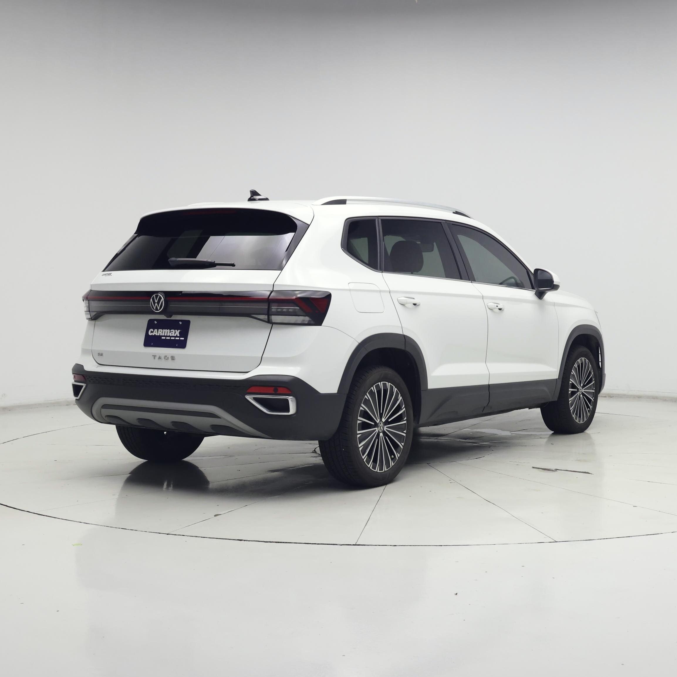 Thumbnail: 2025 Volkswagen Taos - 8