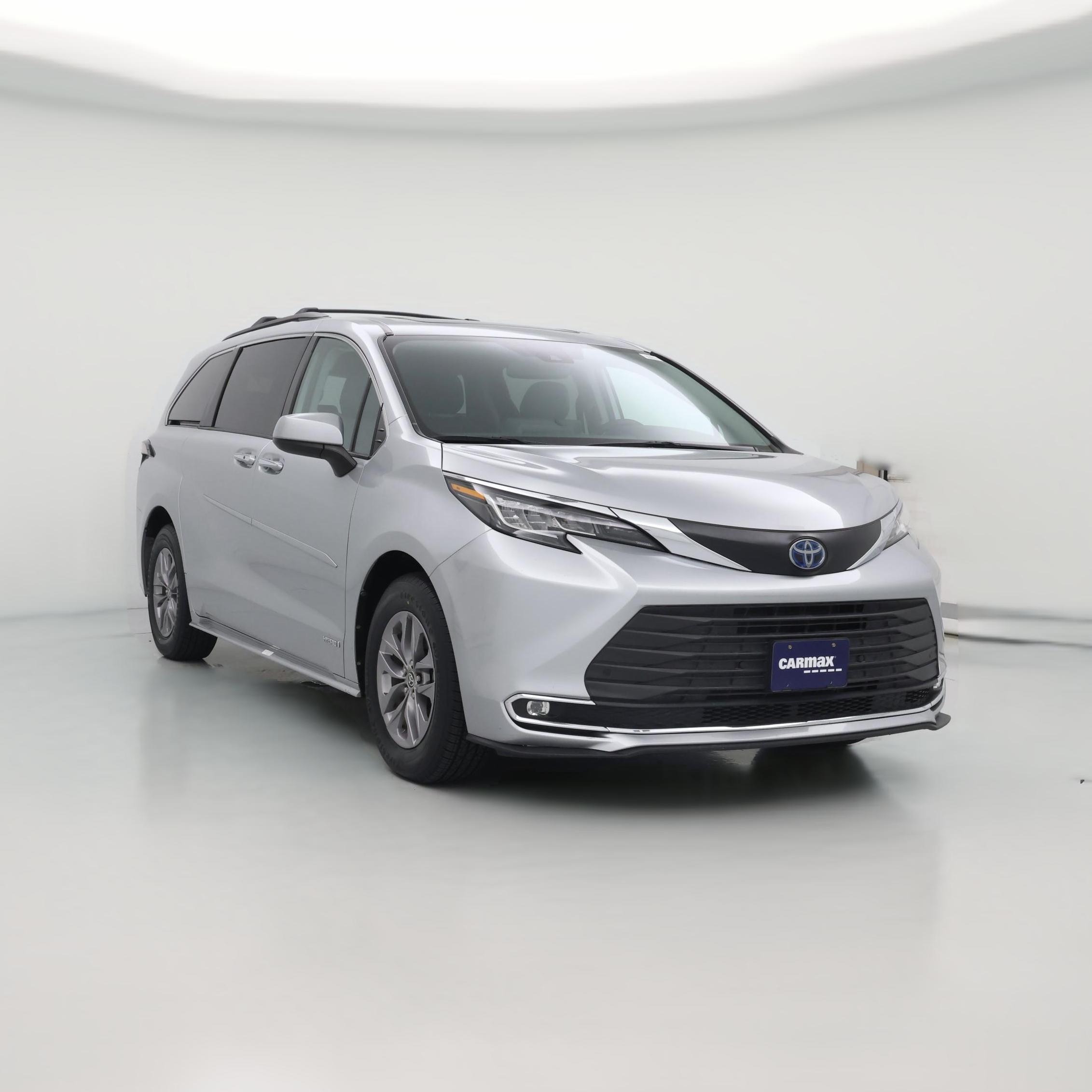 Thumbnail: 2021 Toyota Sienna - 1