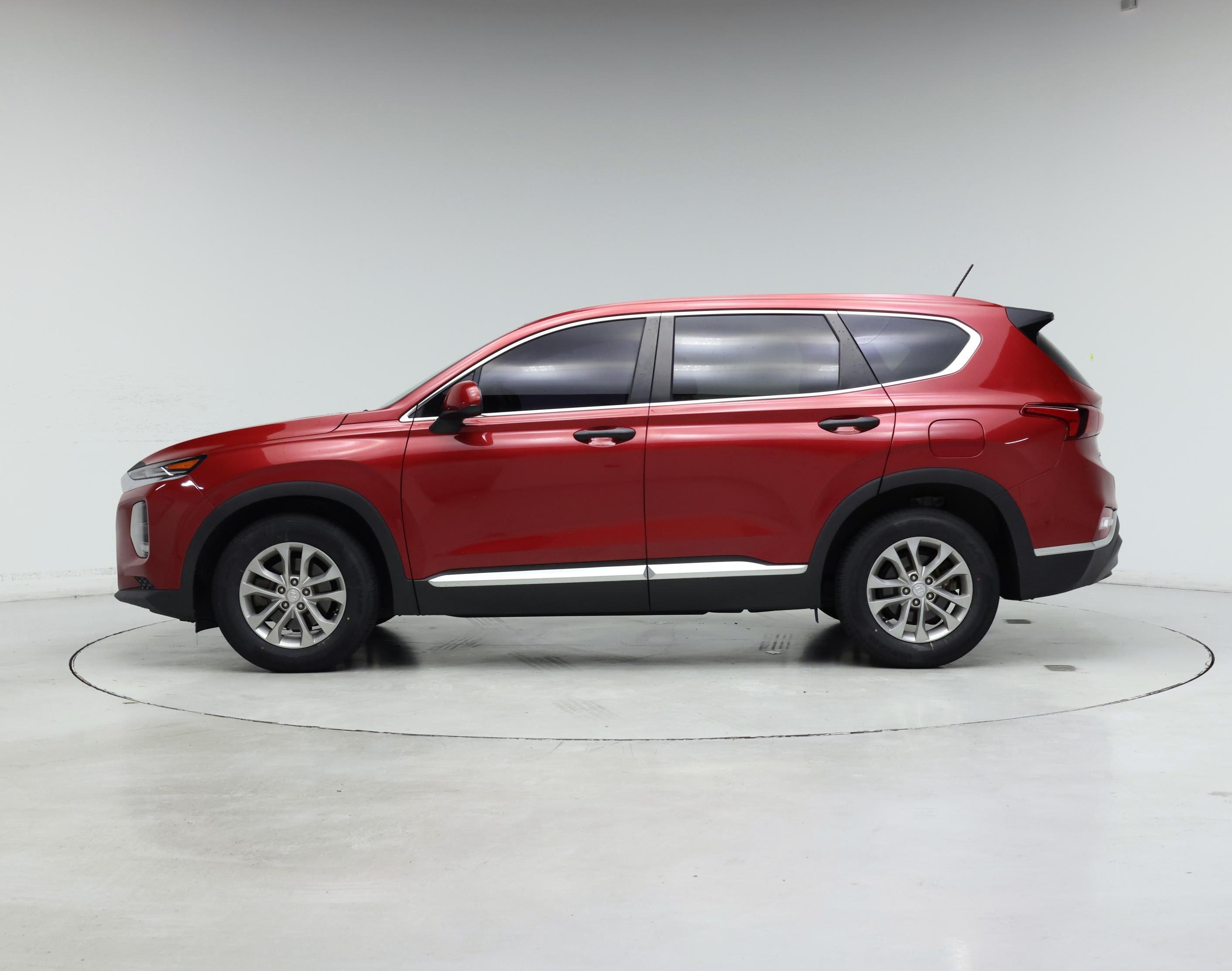Thumbnail: 2019 Hyundai Santa Fe - 3