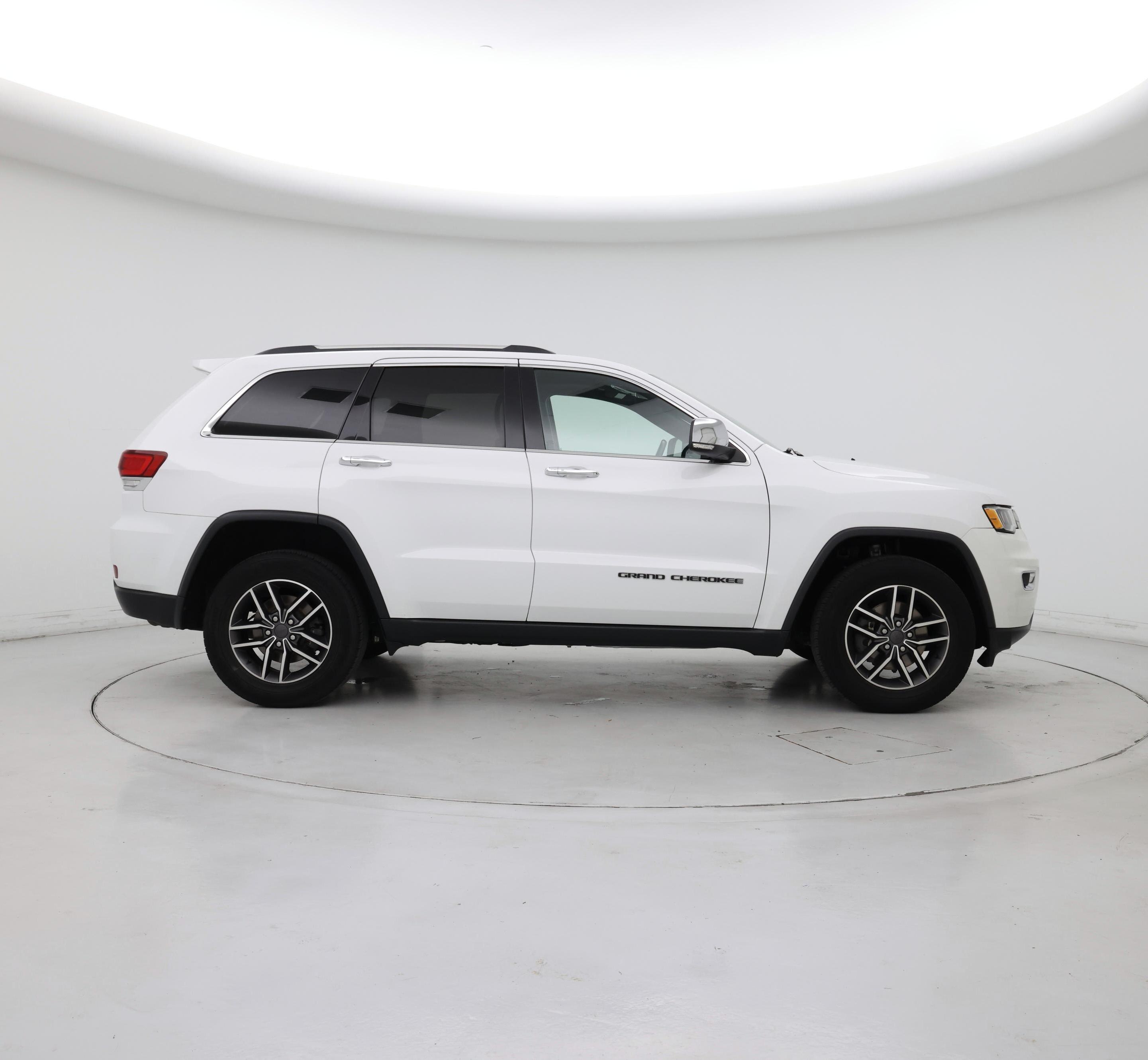 Thumbnail: 2020 Jeep Grand Cherokee - 7