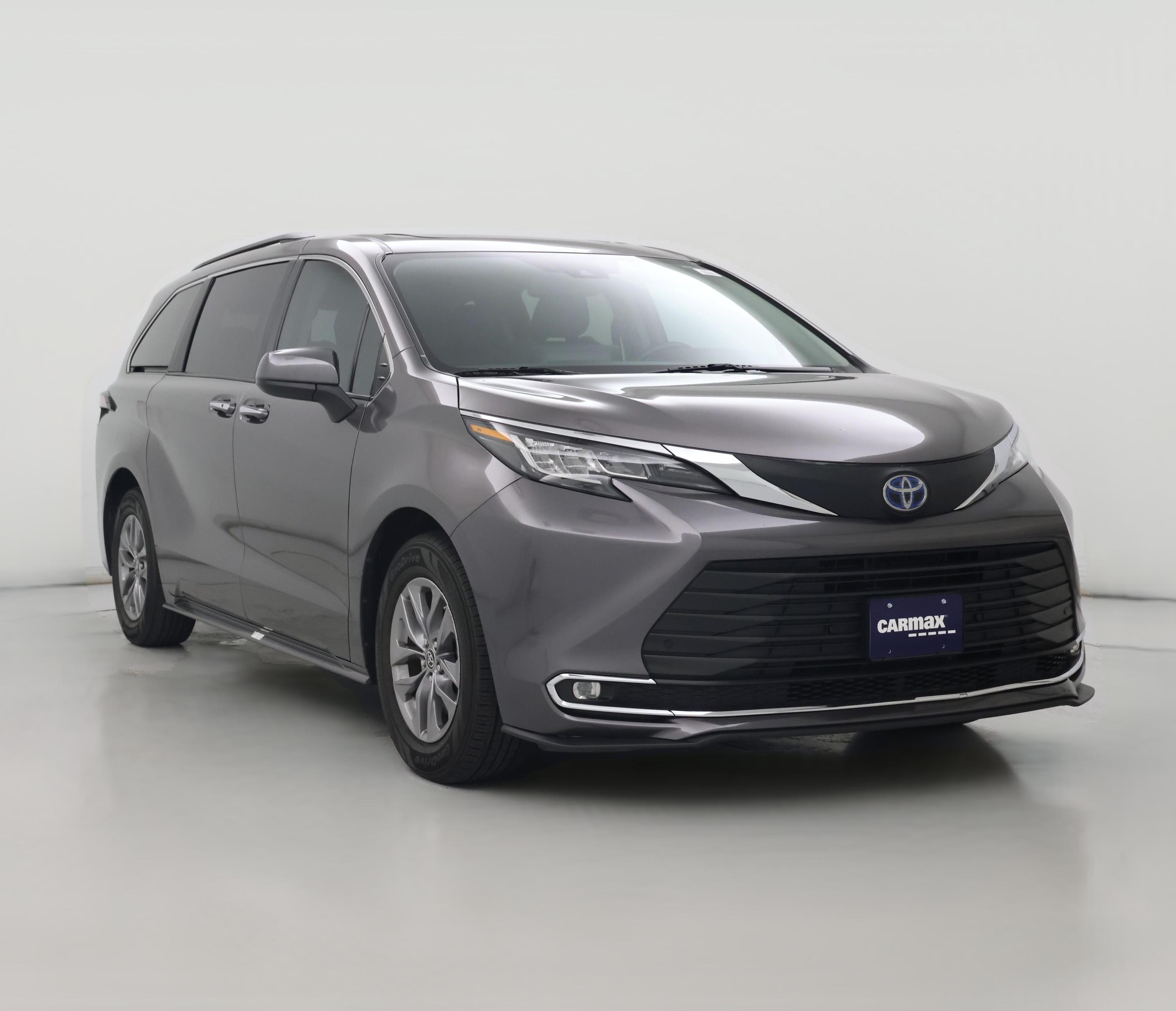 Thumbnail: 2023 Toyota Sienna - 1
