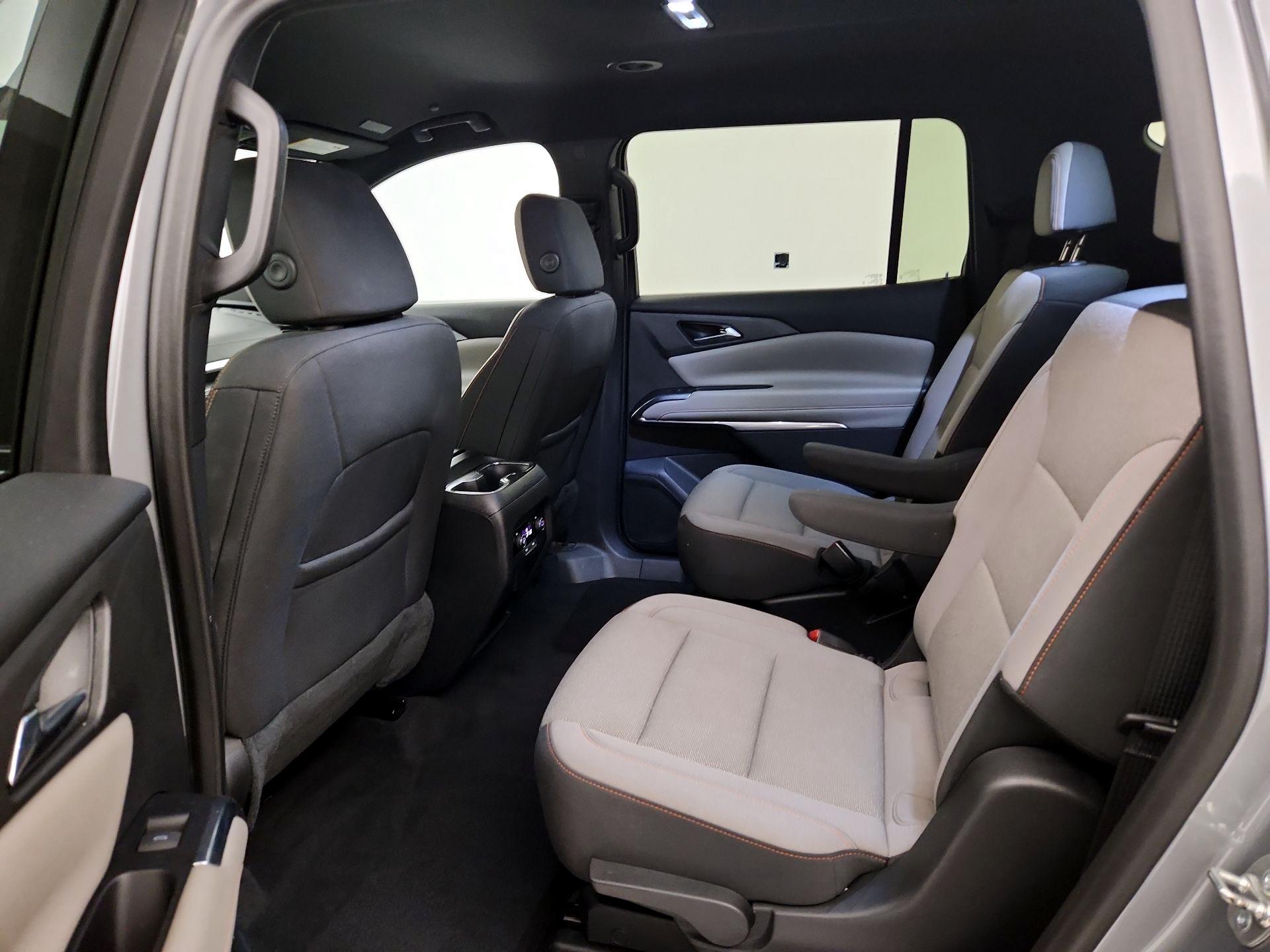 Thumbnail: 2024 Chevrolet Traverse - 19