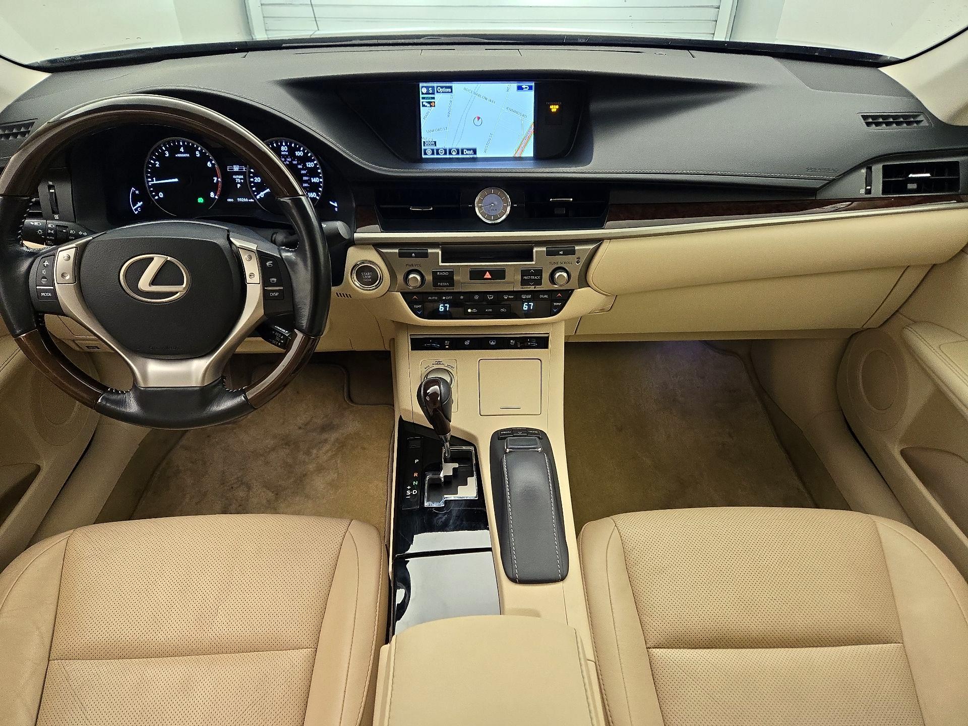 Thumbnail: 2015 Lexus ES - 9