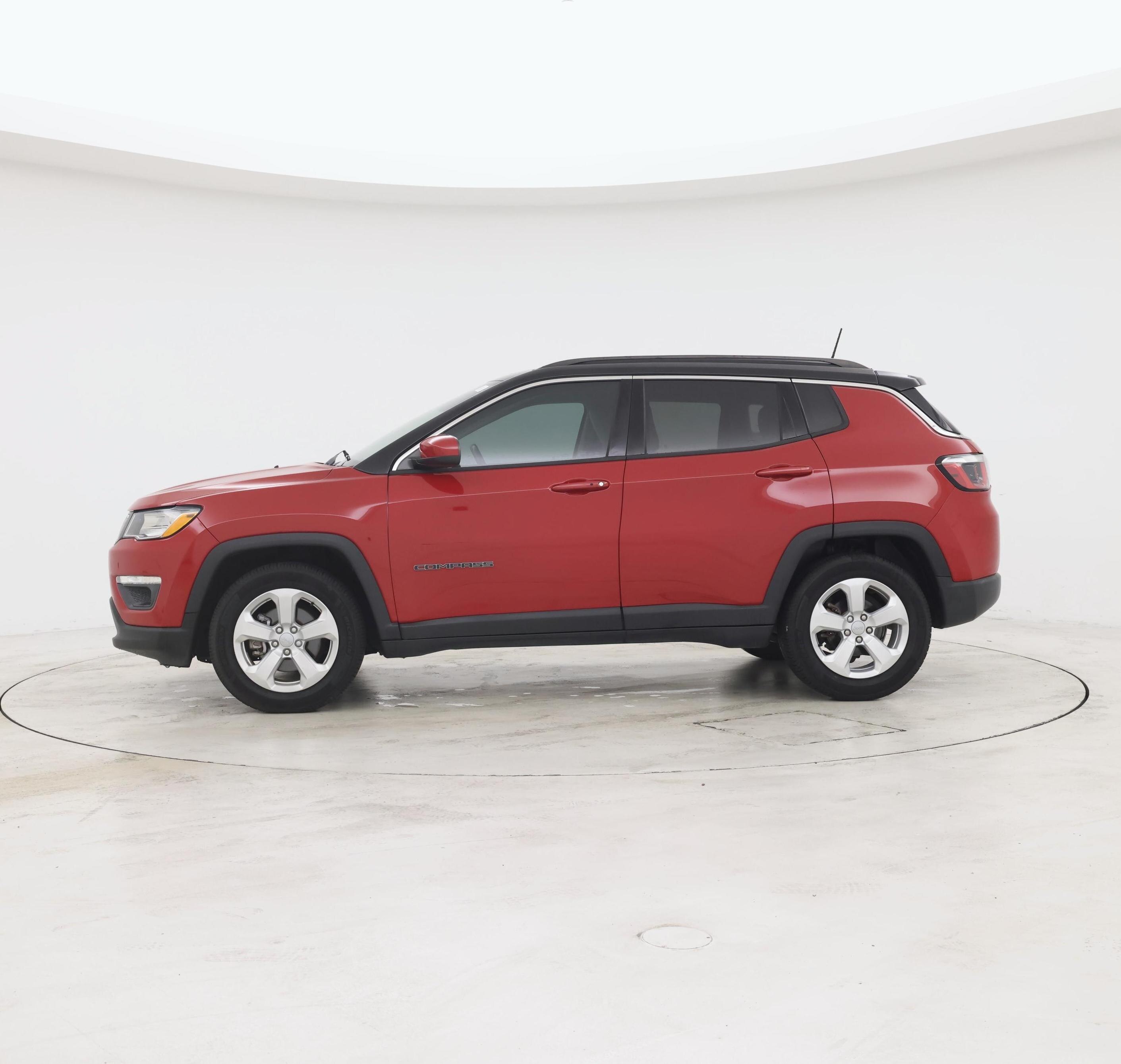 Thumbnail: 2018 Jeep Compass - 3